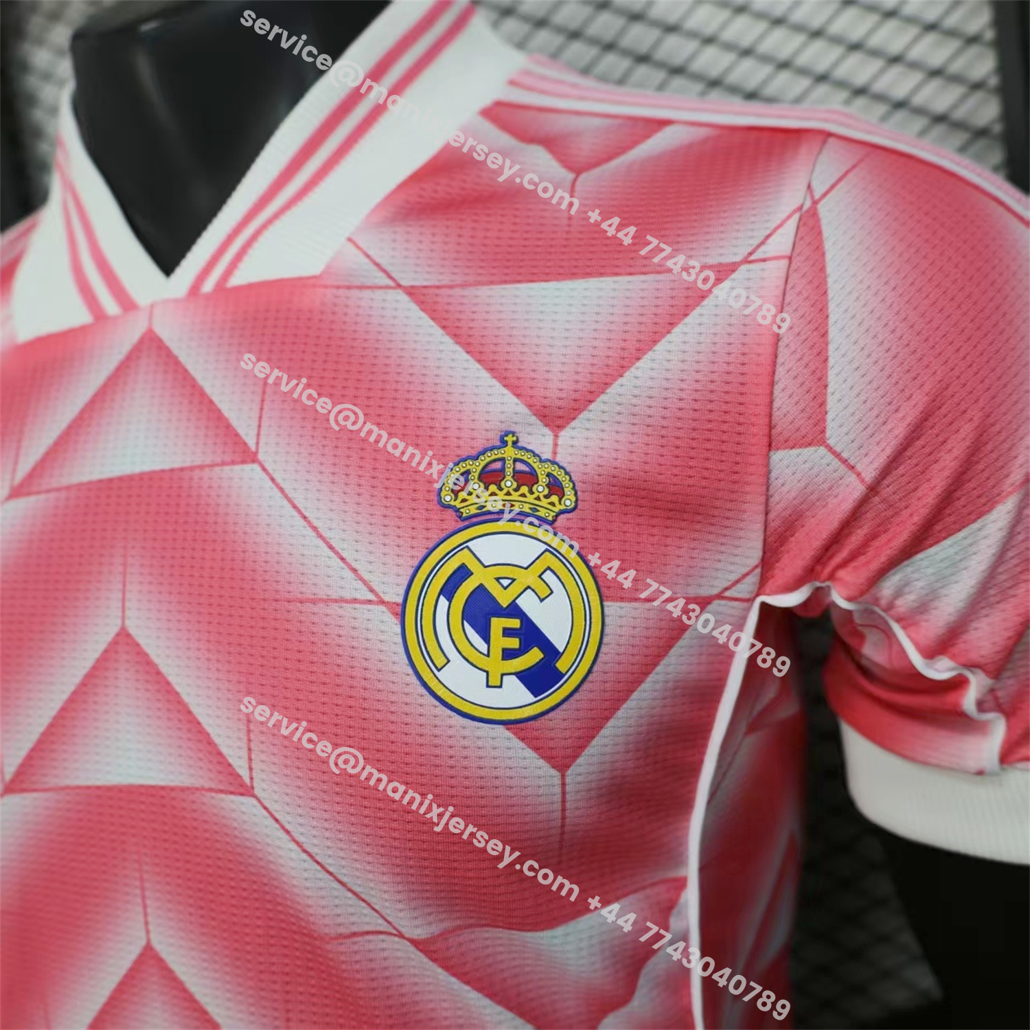 ManixJersey.com | Real Madrid 25-26 Refracted Pink Light White Special Jersey - Player Version -Customize Name, Number and Patch | Worldwide Shipping