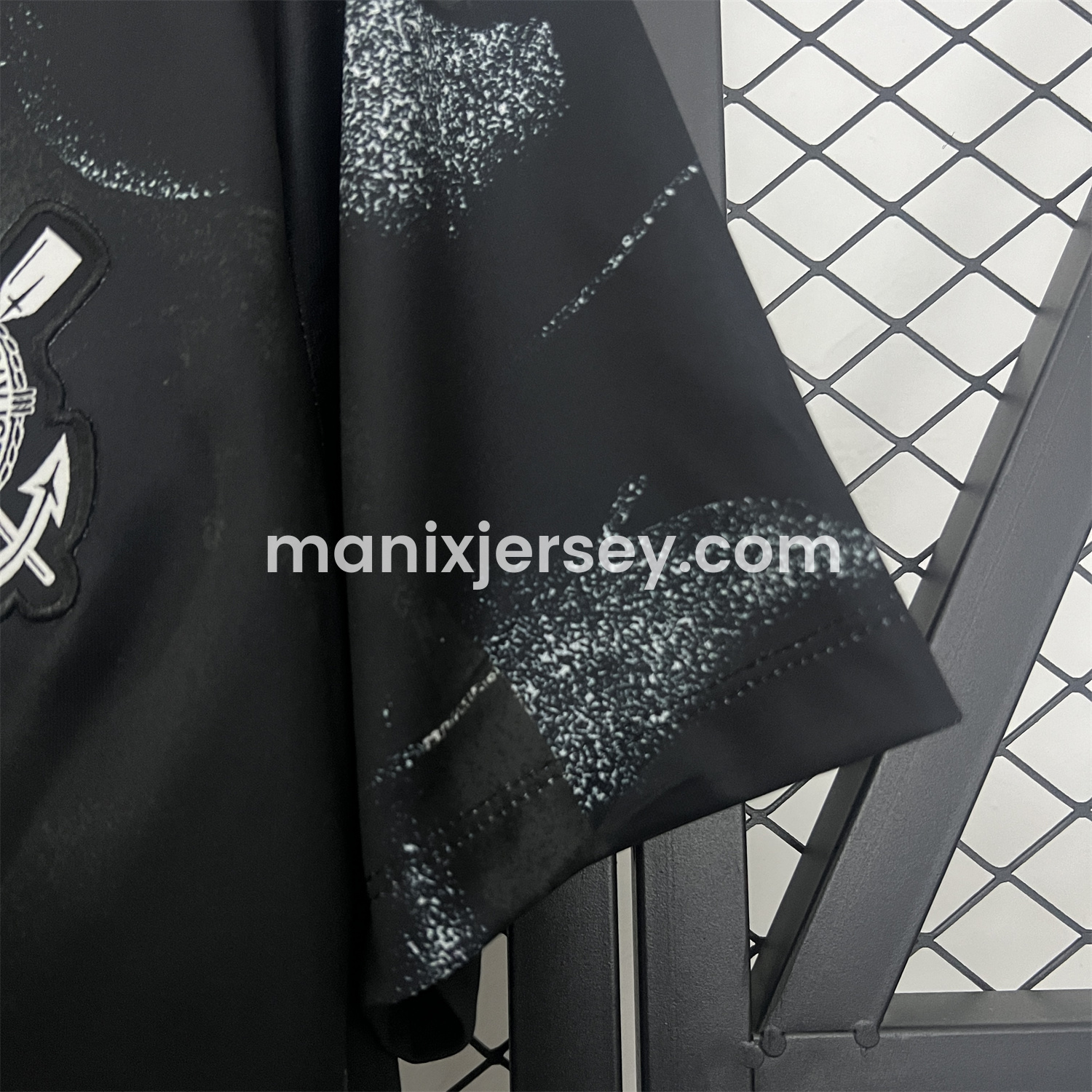ManixJersey.com | Corinthians 2025-26 Black Training Jersey - Fans Version -Customize Name, Number and Patch | Worldwide Shipping