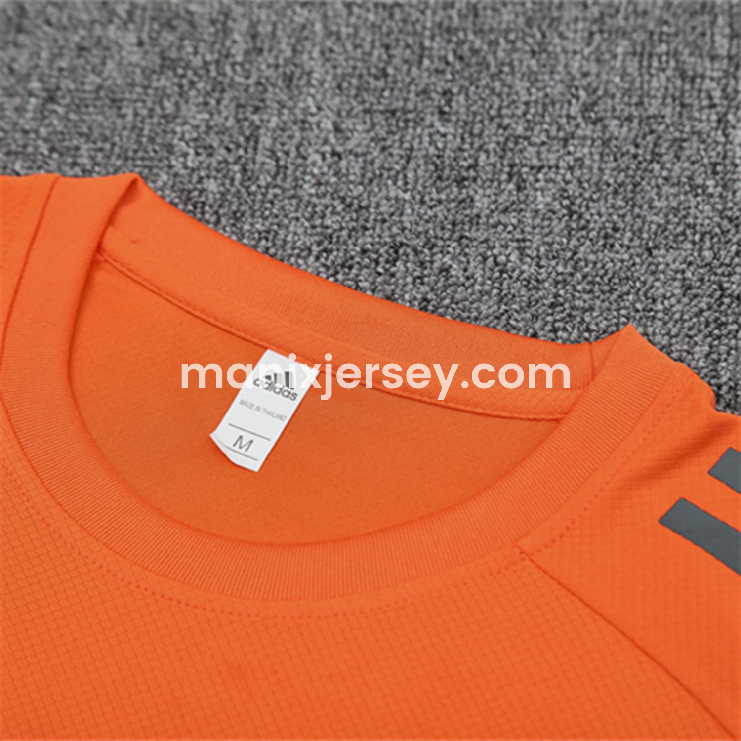 ManixJersey.com | Bayern Munich 25-26 Kids Short-Sleeve Training Set - Orange Top & Gray shorts -Customize Name, Number and Patch | Worldwide Shipping