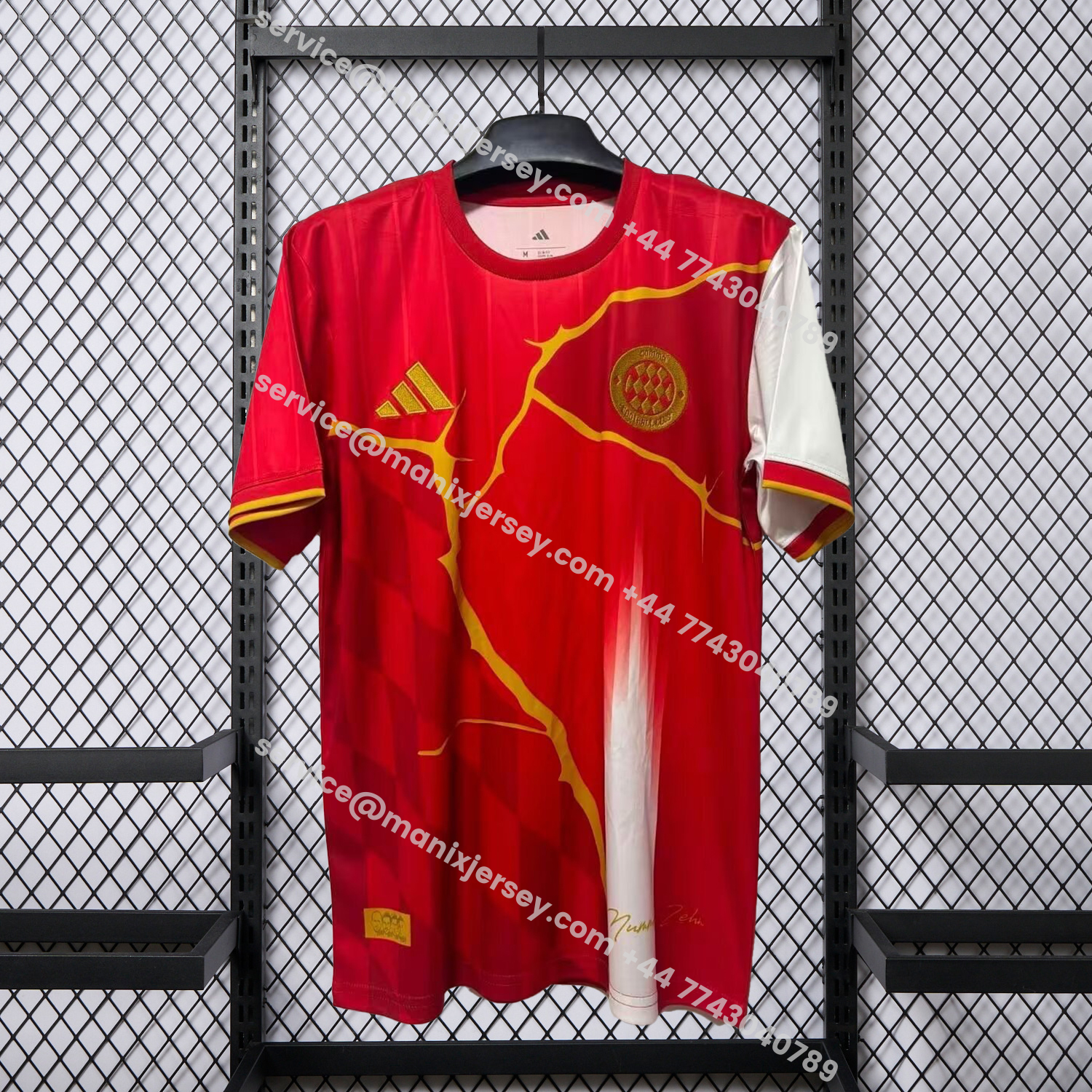 ManixJersey.com | Bayern Munich 25-26 Red Mix Jersey - Fans Version -Customize Name, Number and Patch | Worldwide Shipping