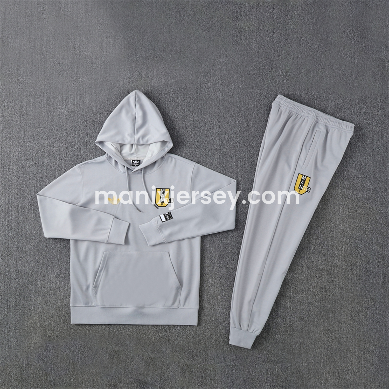 ManixJersey.com | Manchester United 25-26 Originals Varsity Hoodie Set - Grey Hoodie and Pants -Customize Name, Number and Patch | Worldwide Shipping