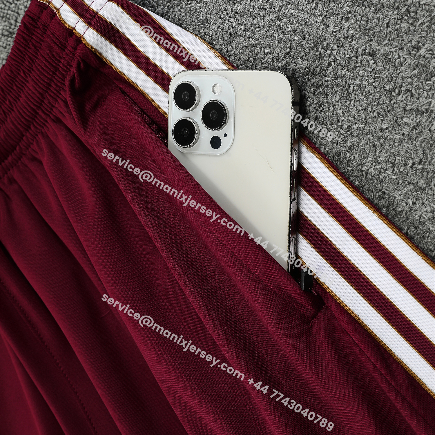 ManixJersey.com | Arsenal 25-26 Short-Sleeve Training Set- Red Top & Red Shorts -Customize Name, Number and Patch | Worldwide Shipping