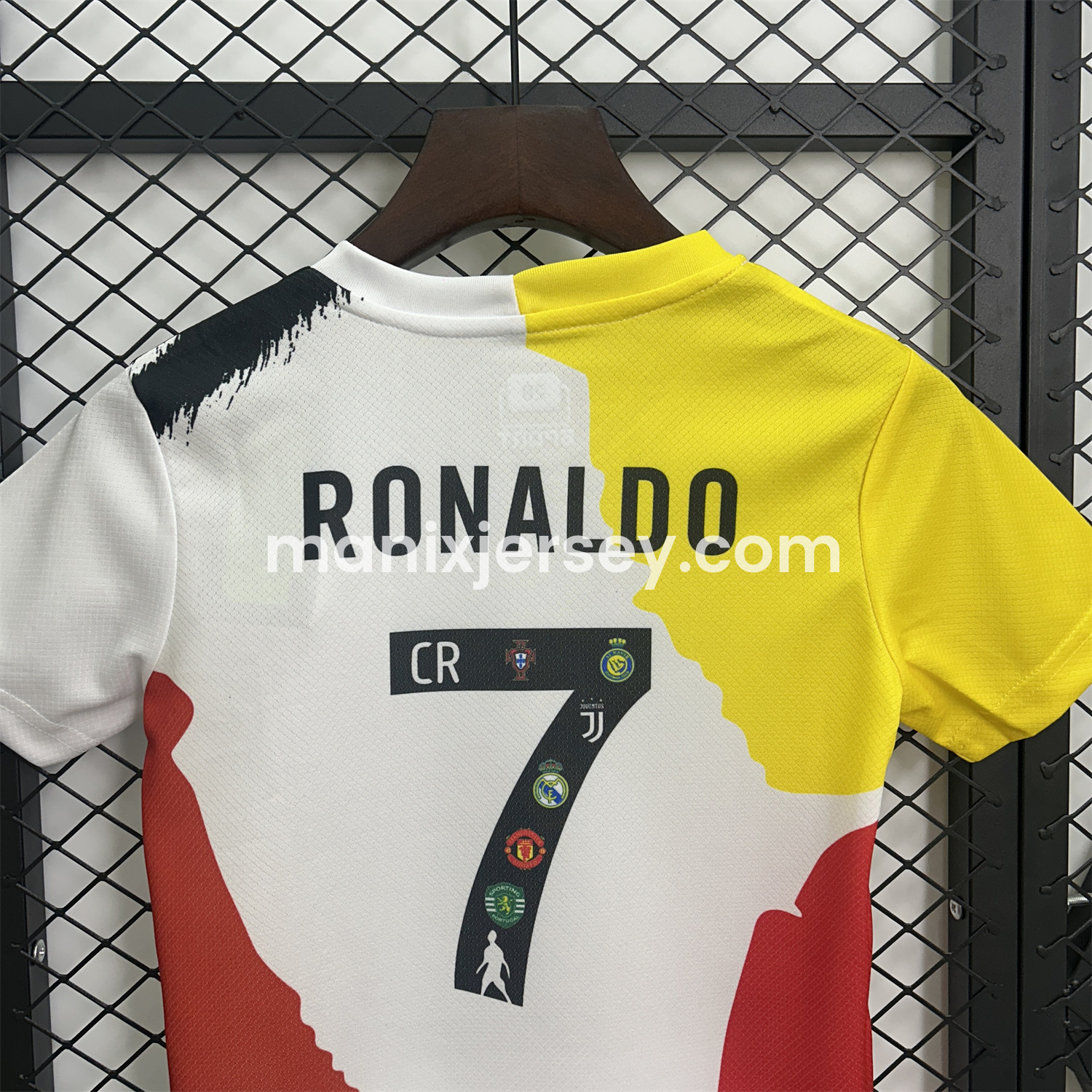 ManixJersey.com | Cristiano Ronaldo Career Commemorative Kids Kit - Real Madrid Manchester United Juventus Portugal Al Nassr Sporting CP - Player Version -Customize Name, Number and Patch | Worldwide Shipping