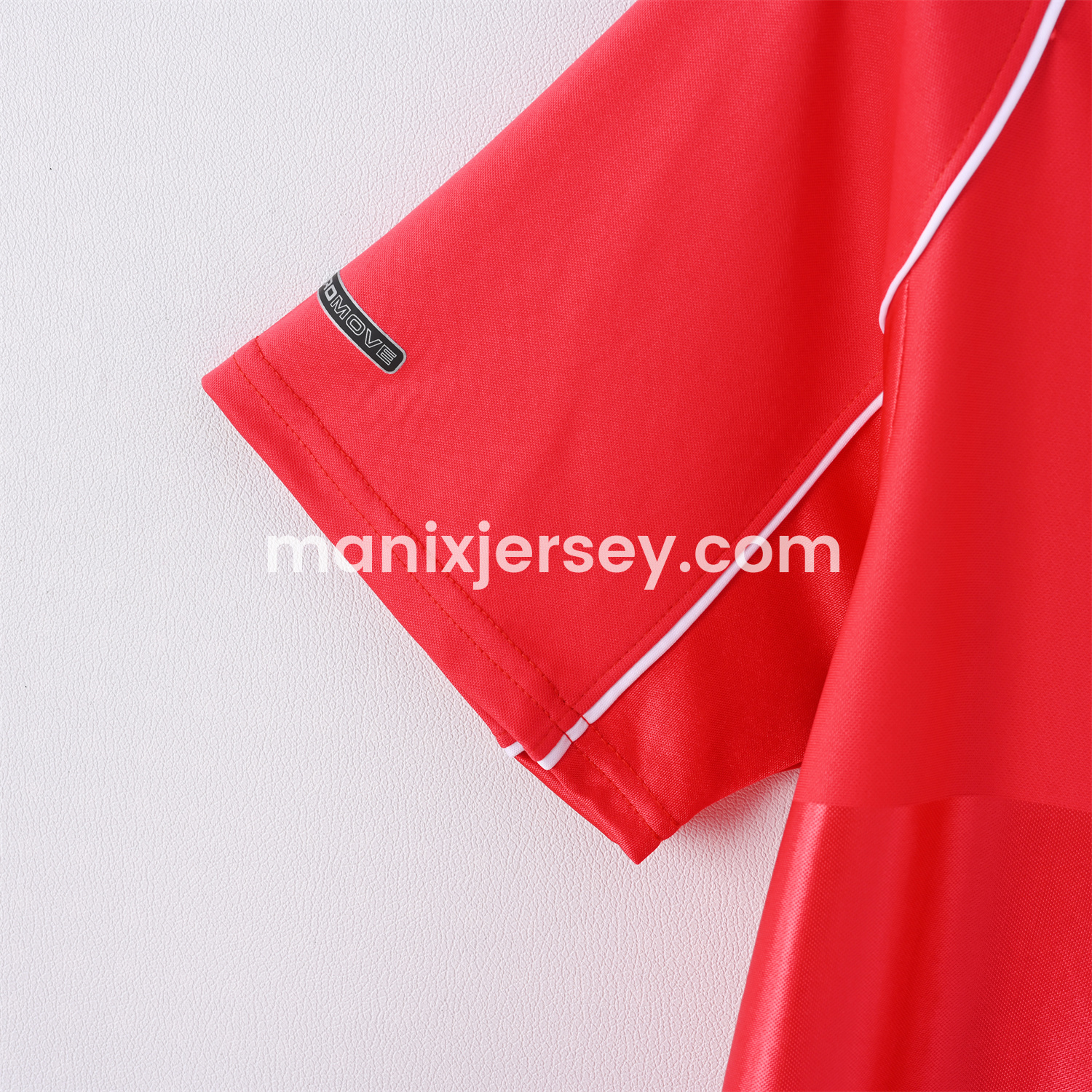 ManixJersey.com | Retro Liver.pool 2000-01 Home Jersey -Customize Name, Number and Patch | Worldwide Shipping