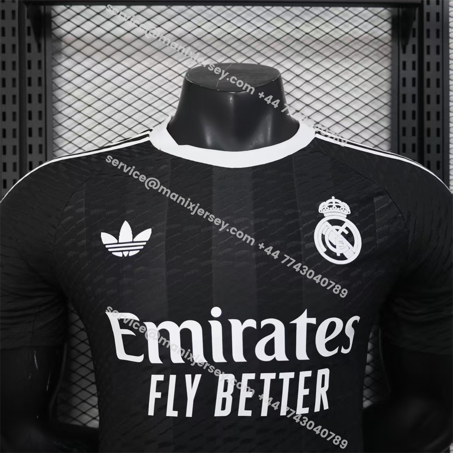 ManixJersey.com | Real Madrid 25-26 Black Terrace Goalkeeper Jersey - Player Version -Customize Name, Number and Patch | Worldwide Shipping