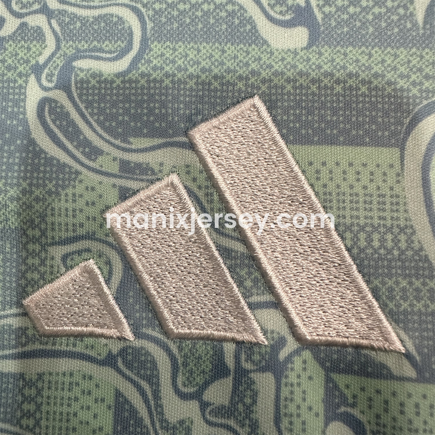 ManixJersey.com | Juventus 25-26 Away Jersey (Leaked Version) - Fans Version -Customize Name, Number and Patch | Worldwide Shipping