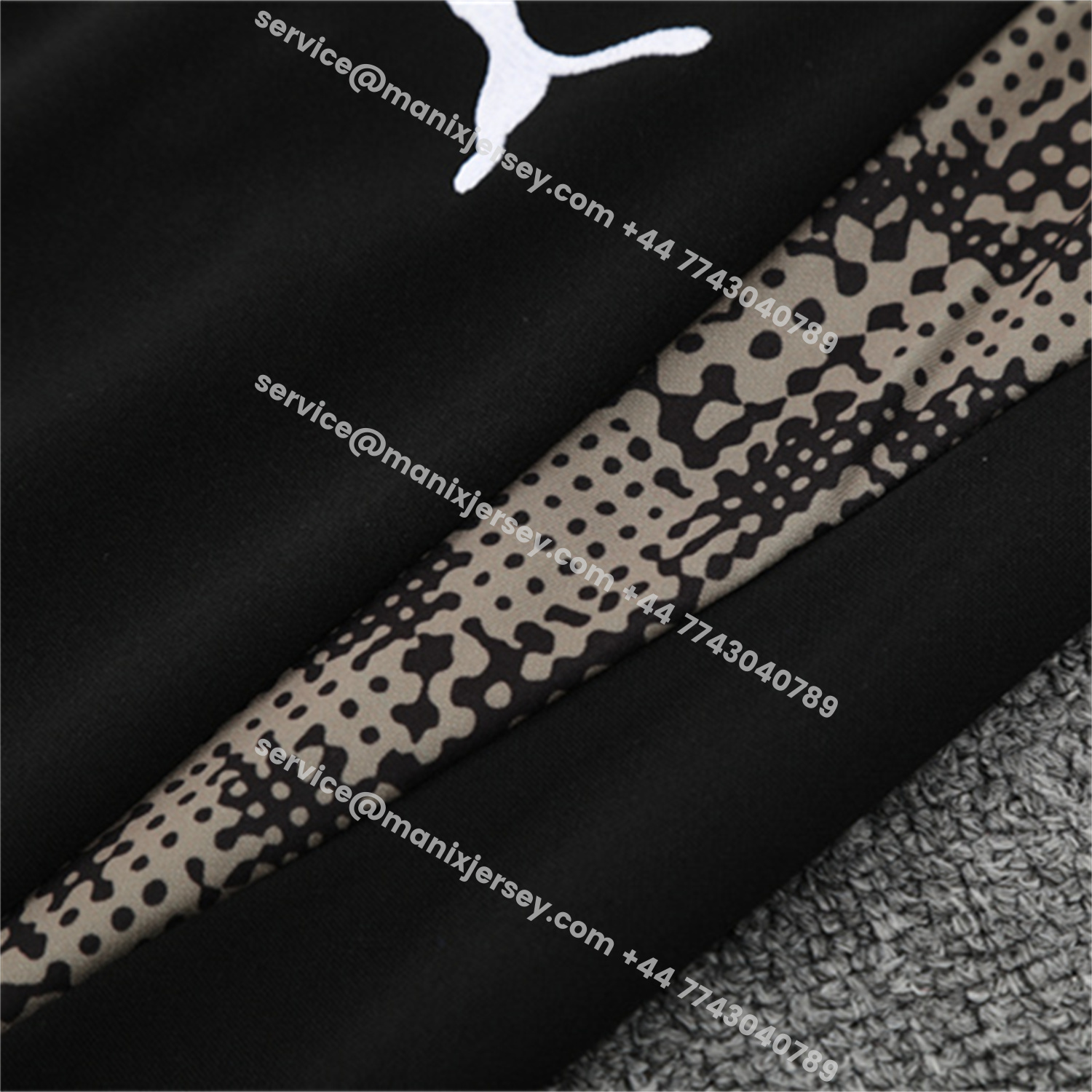 ManixJersey.com | PSV Eindhoven 25-26 Long Sleeve Training Set - Army Green Top & Black Pants -Customize Name, Number and Patch | Worldwide Shipping