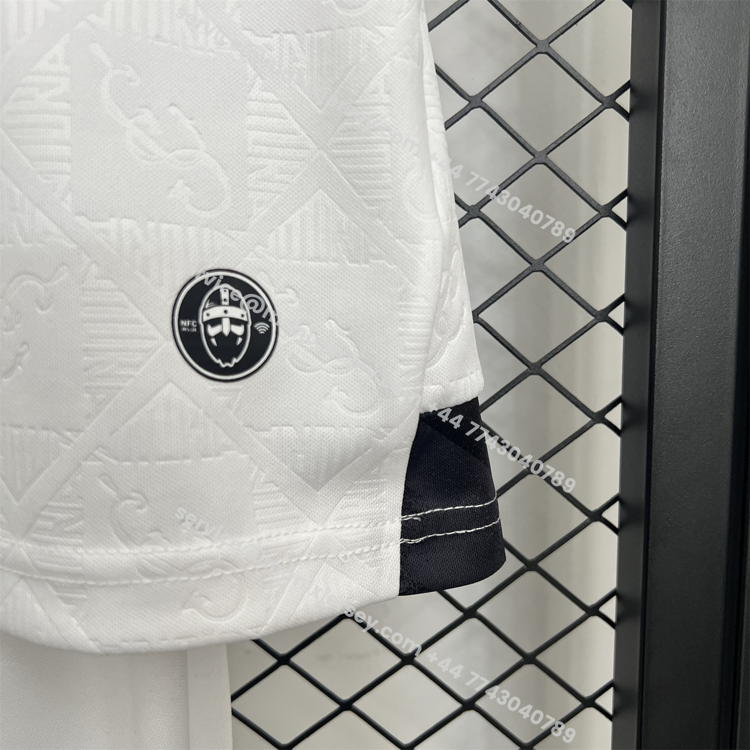 ManixJersey.com | Guimarães 25-26 Home Kids Kit -Customize Name, Number and Patch | Worldwide Shipping