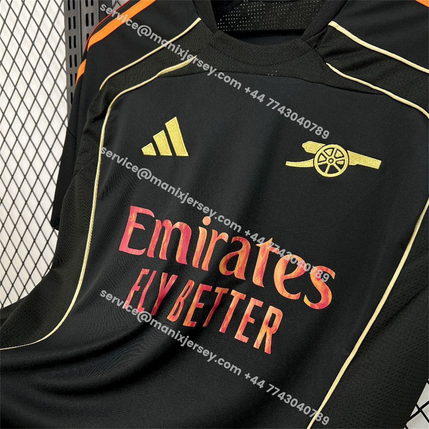 ManixJersey.com | Arsenal 25-26 Gold Lines Black Training Jersey - Fans Version -Customize Name, Number and Patch | Worldwide Shipping