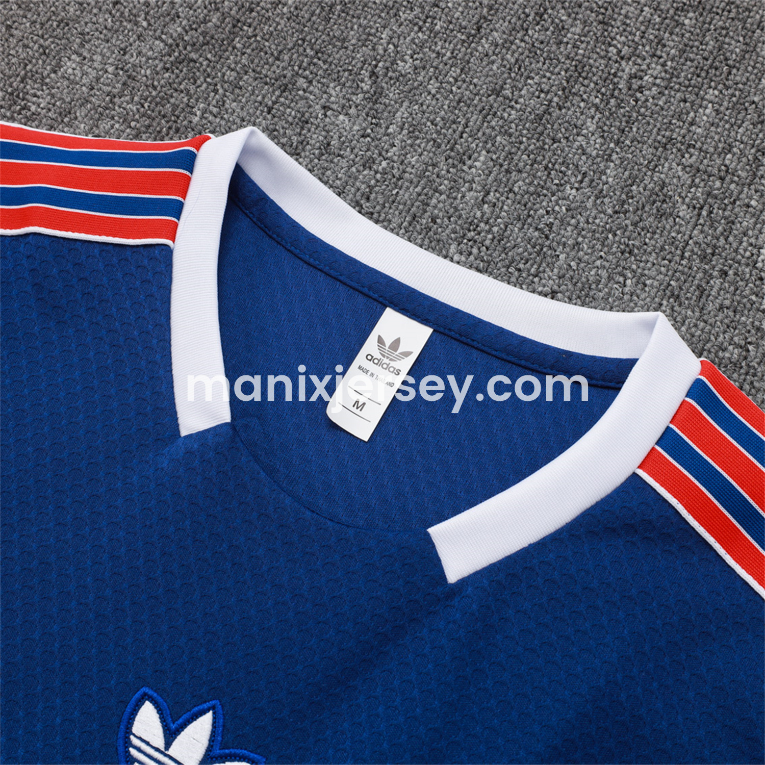 ManixJersey.com | Arsenal 25-26 Throwback Trefoil Short-Sleeve Training Set - Royal Blue Top and Shorts -Customize Name, Number and Patch | Worldwide Shipping
