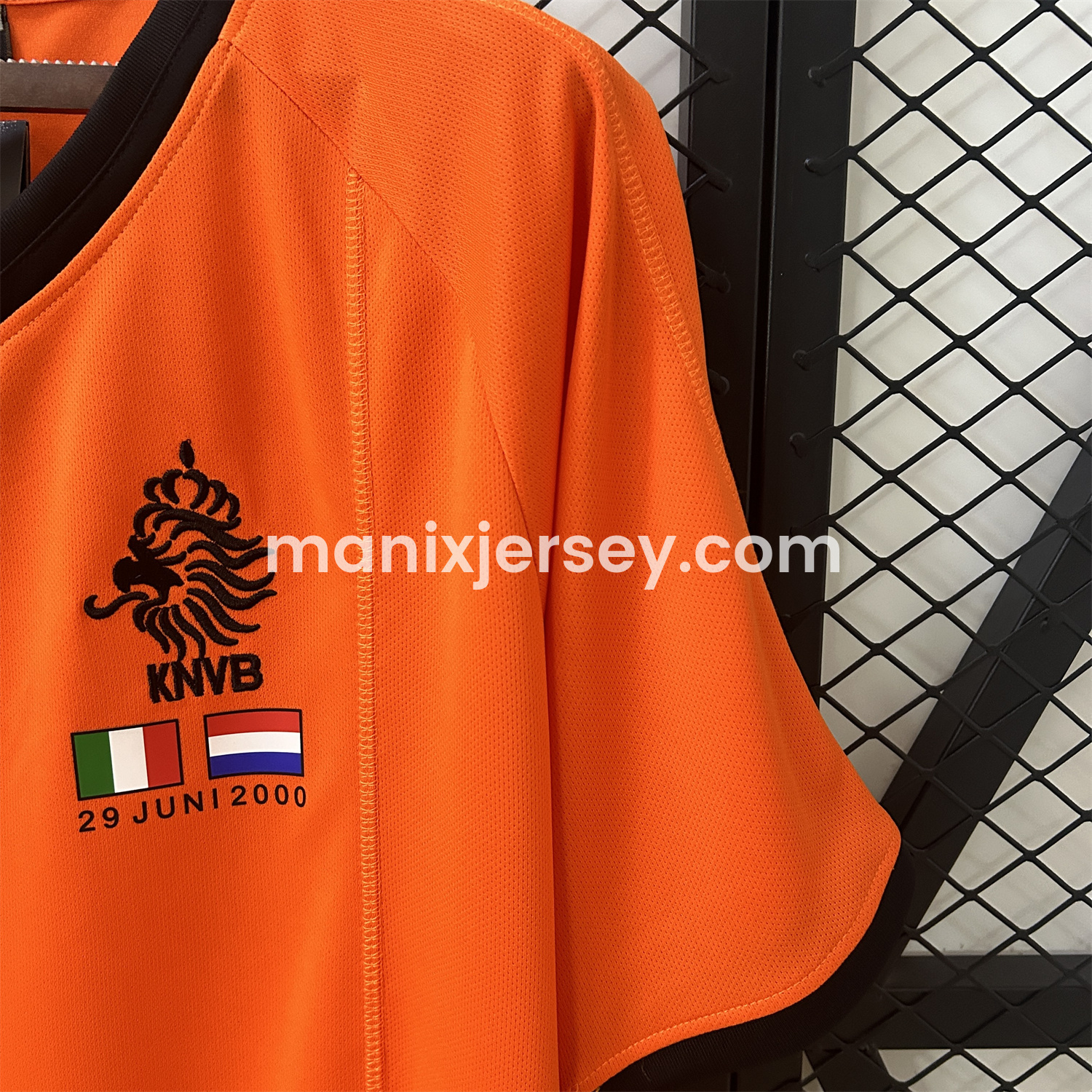 ManixJersey.com | Retro Netherlands 2000 Home Stadium Jersey -Customize Name, Number and Patch | Worldwide Shipping