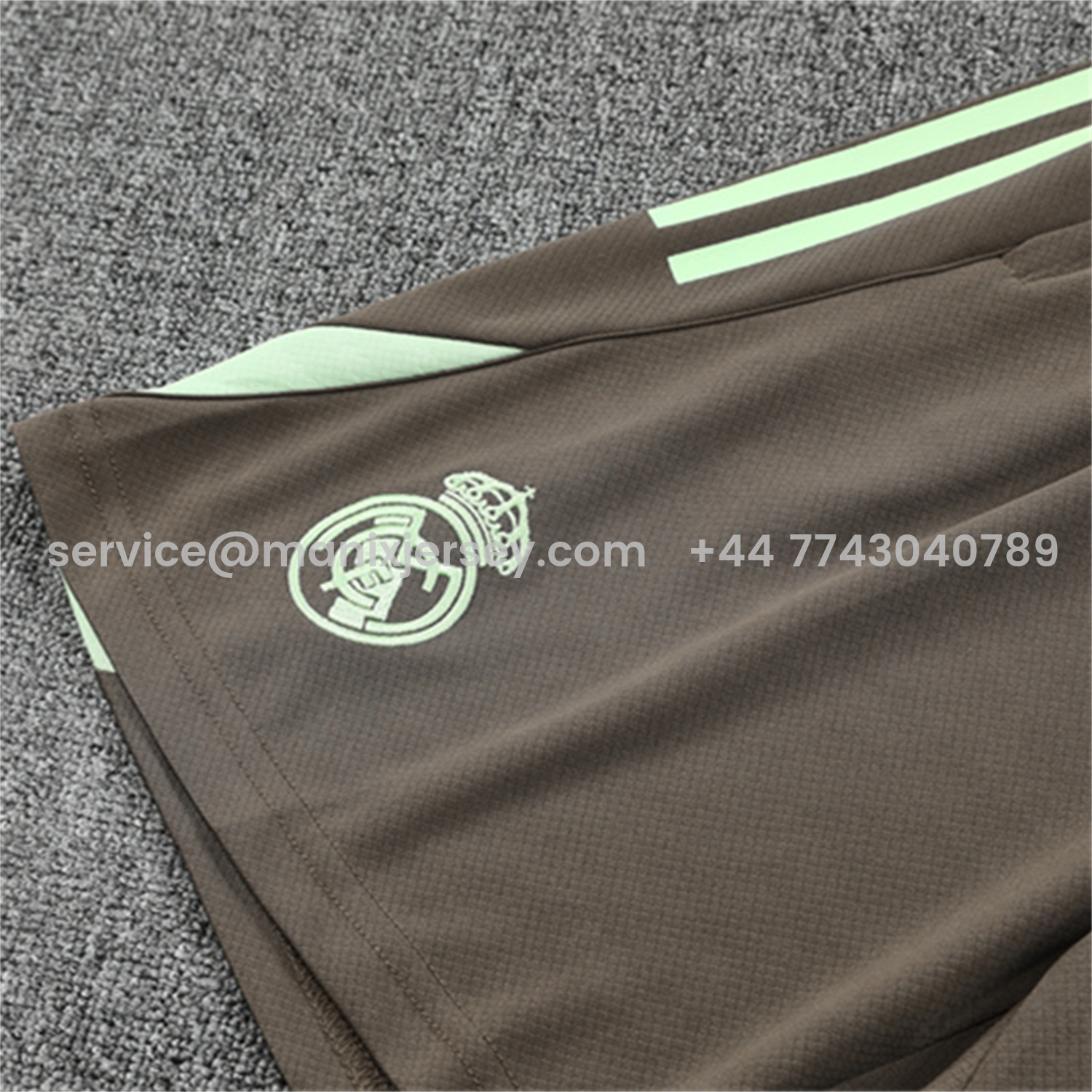 ManixJersey.com | Real Madrid 25-26 Short-Sleeve Training Set - Dark Khaki Top and Shorts -Customize Name, Number and Patch | Worldwide Shipping