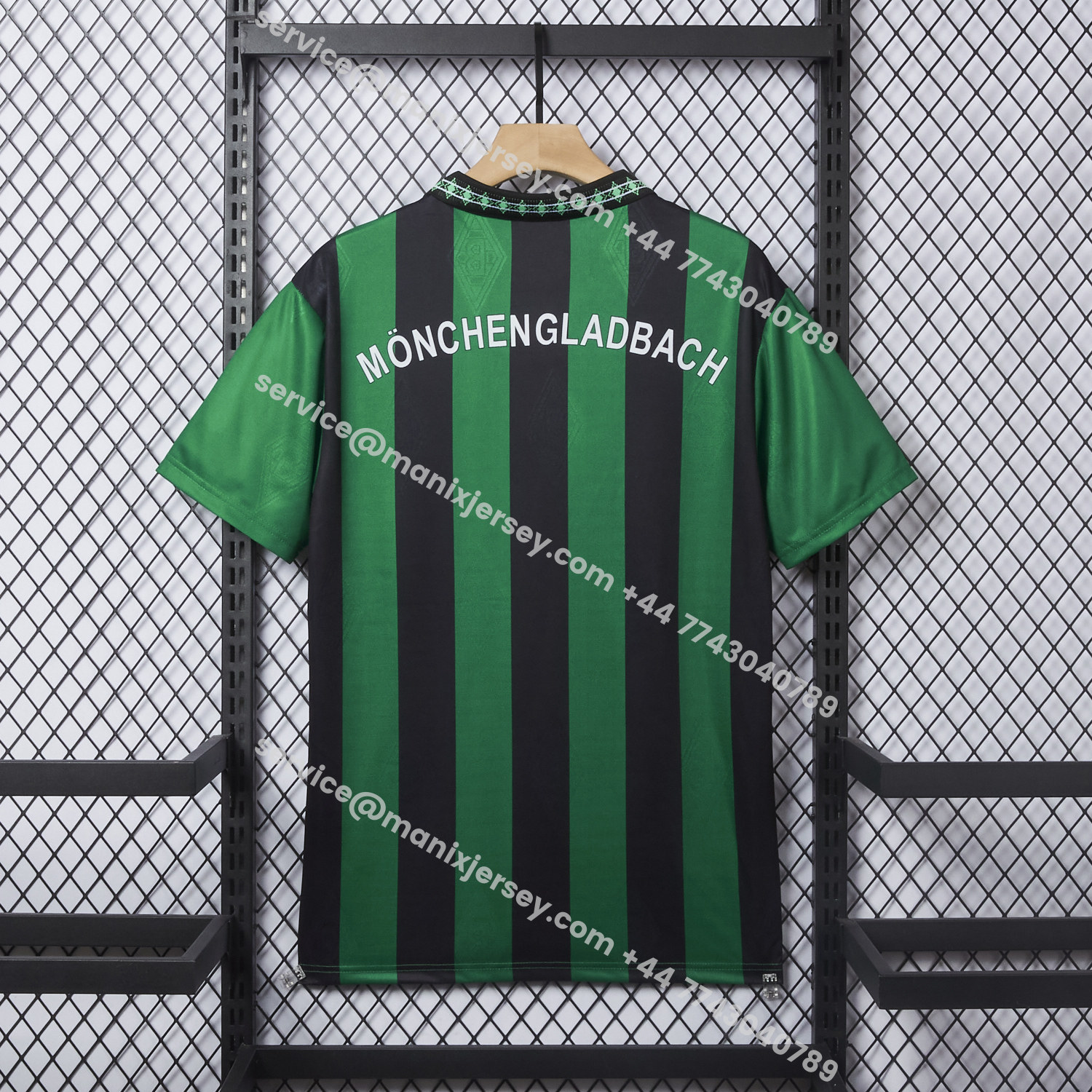 ManixJersey.com | Retro Borussia Mönchengladbach 1995-96 Away Jersey -Customize Name, Number and Patch | Worldwide Shipping