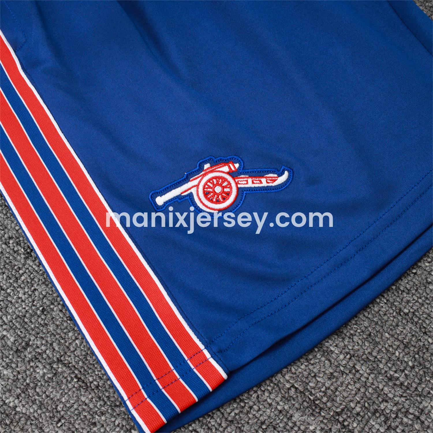 ManixJersey.com | Arsenal 25-26 Throwback Trefoil Vest Training Set - Royal Blue Vest and Shorts -Customize Name, Number and Patch | Worldwide Shipping