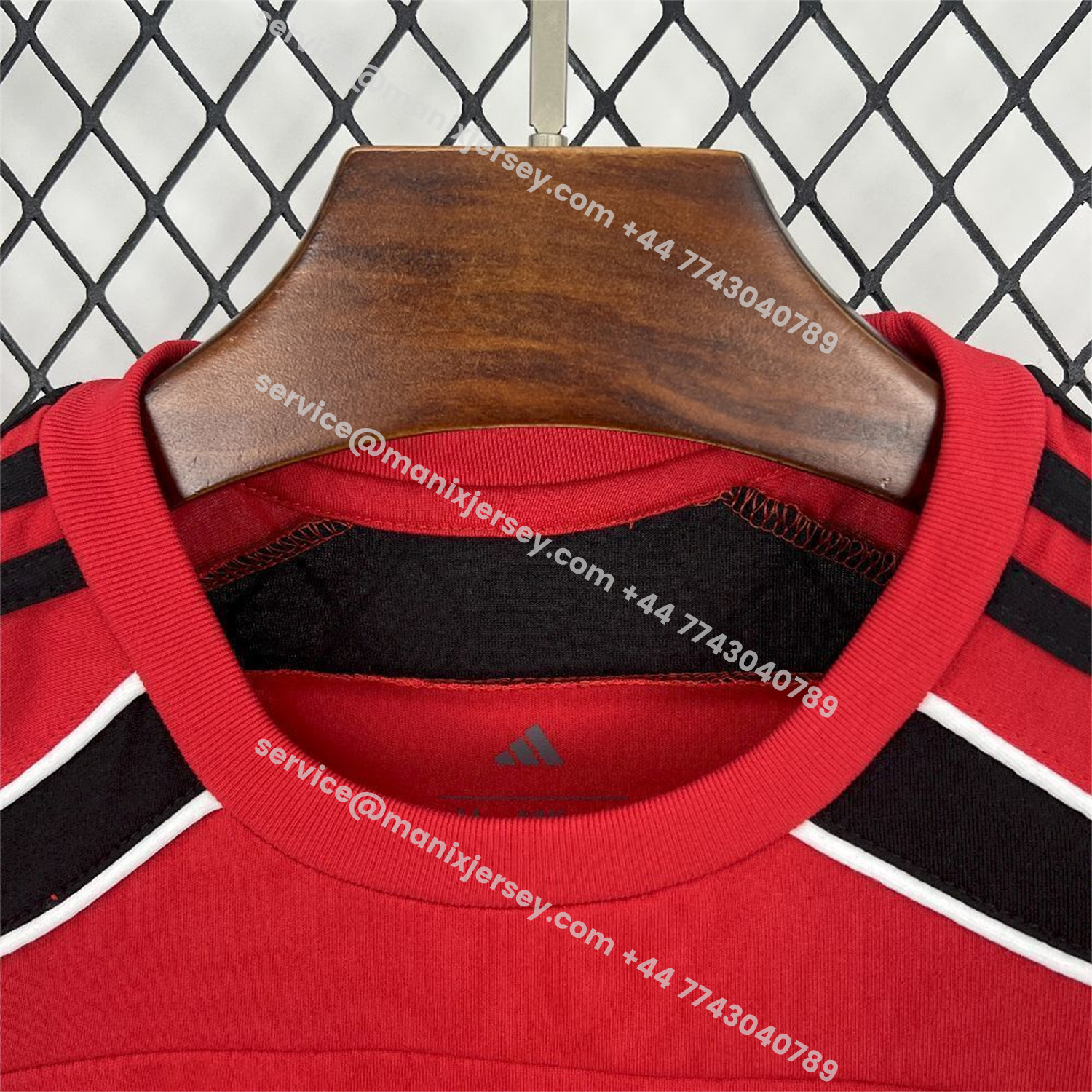 ManixJersey.com | Flamengo 25-26 Red Travel Special Jersey - Fans Version -Customize Name, Number and Patch | Worldwide Shipping
