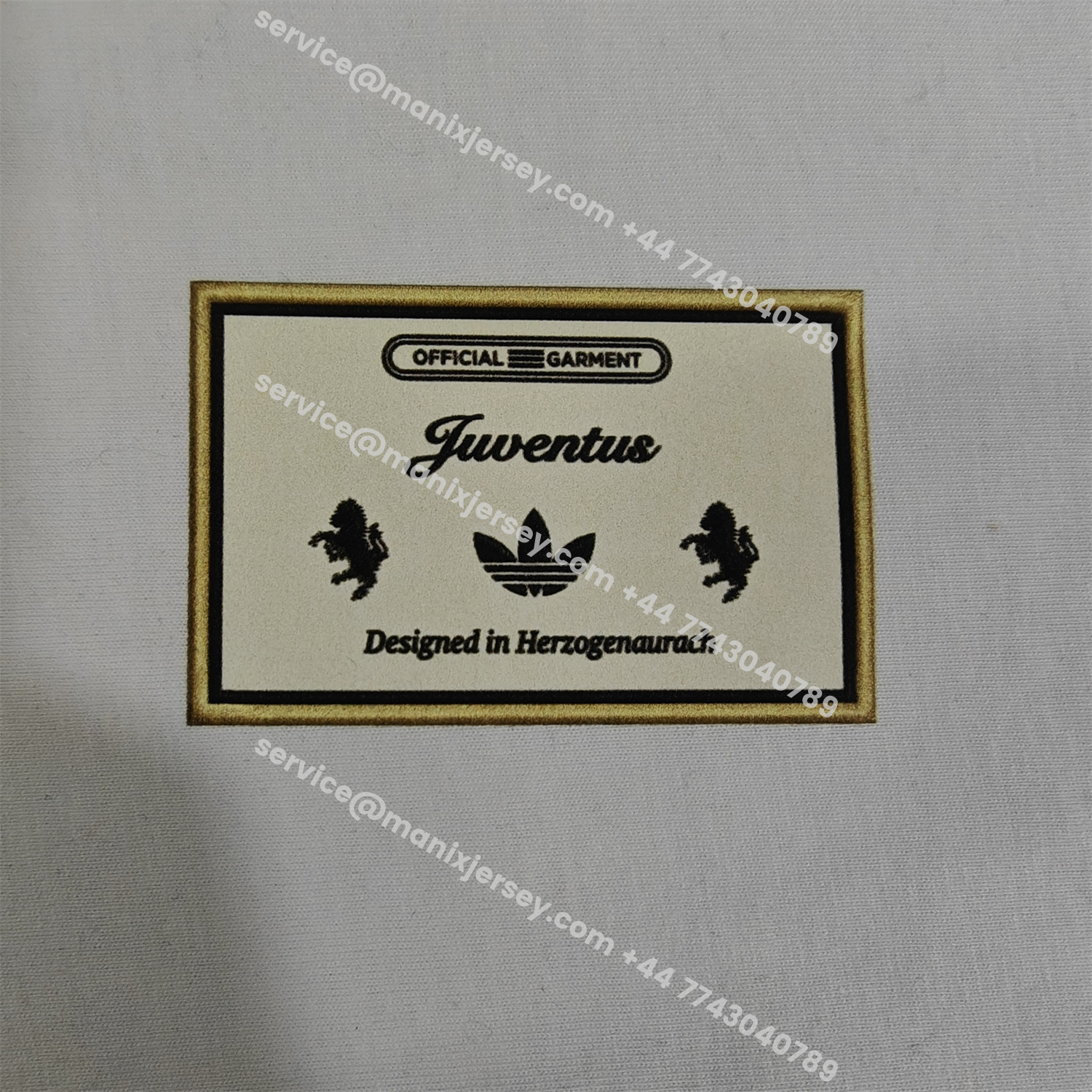 ManixJersey.com | Juventus 25-26 Originals Terrace Icon Unisex Pullover Hoodie -Customize Name, Number and Patch | Worldwide Shipping