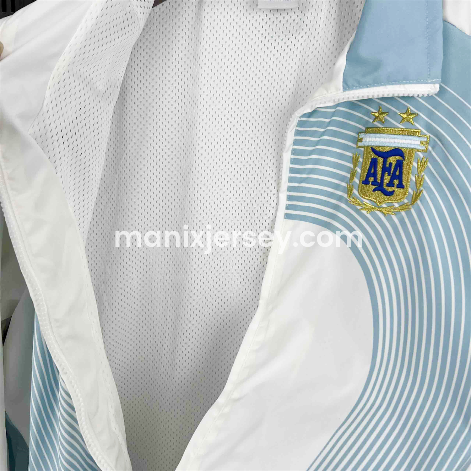 ManixJersey.com | Argentina 25-26 Throwback Windbreaker Jacket - White with Blue Lines -Customize Name, Number and Patch | Worldwide Shipping