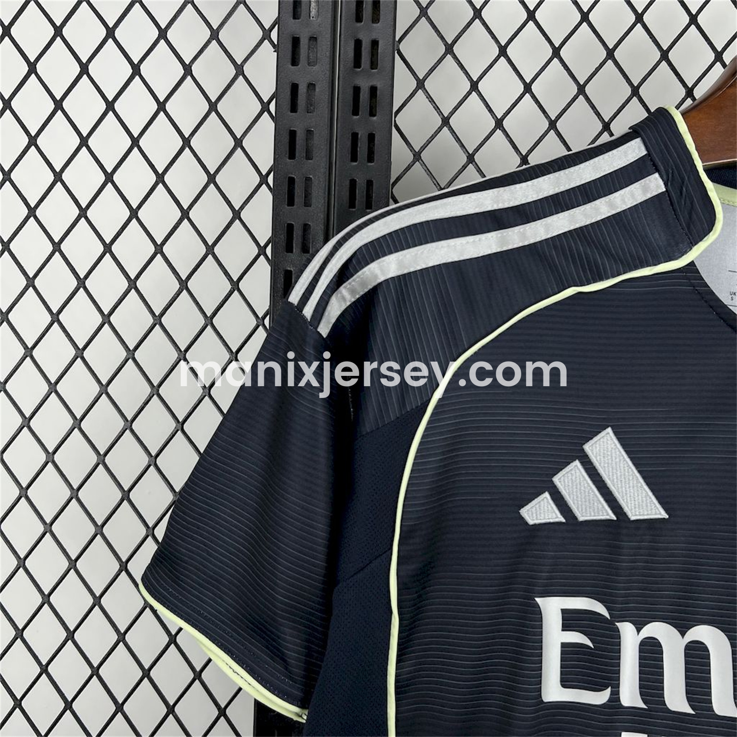 ManixJersey.com | Real Madrid 25-26 Away Jersey - Fans Version -Customize Name, Number and Patch | Worldwide Shipping