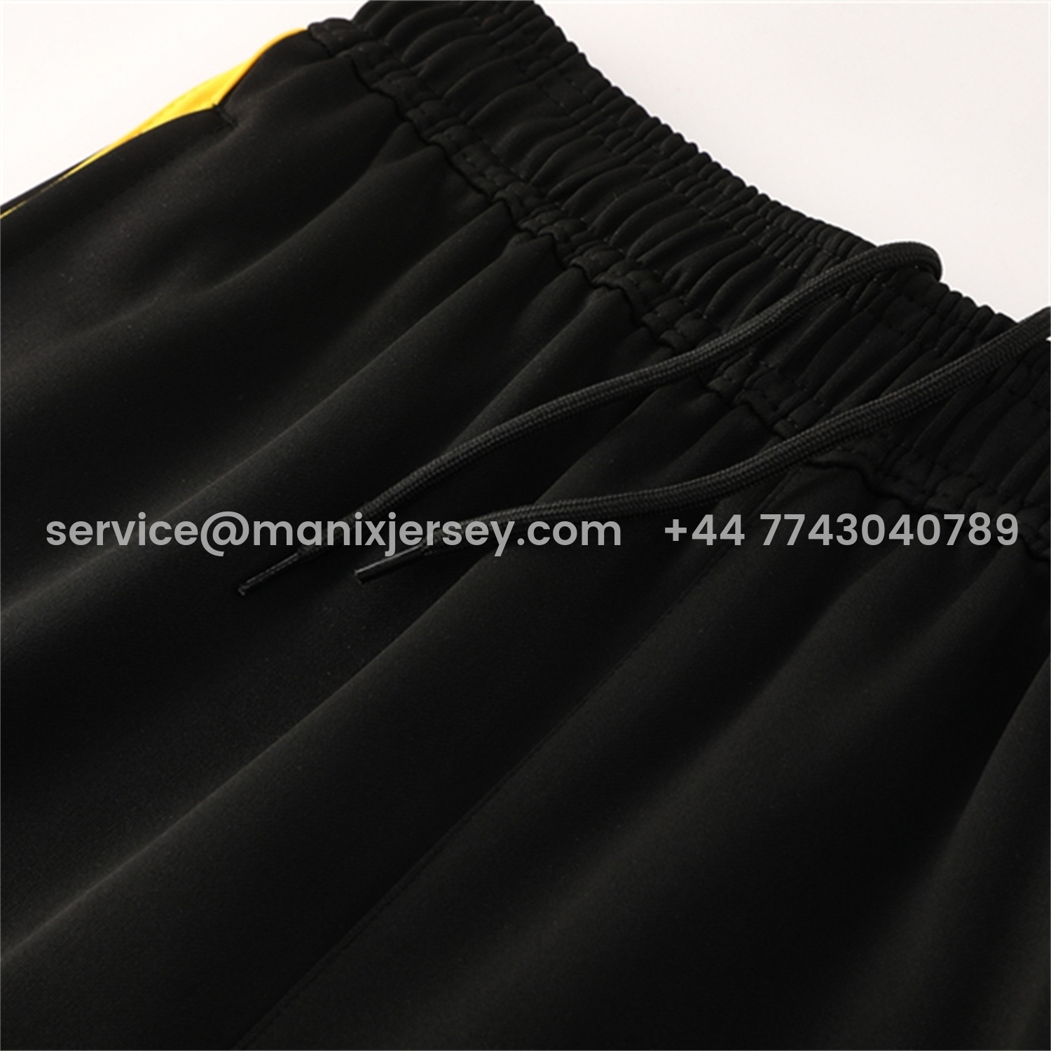 ManixJersey.com | Arsenal 25-26 Jacket Training Tracksuit - Red Jackets & Black Pants -Customize Name, Number and Patch | Worldwide Shipping