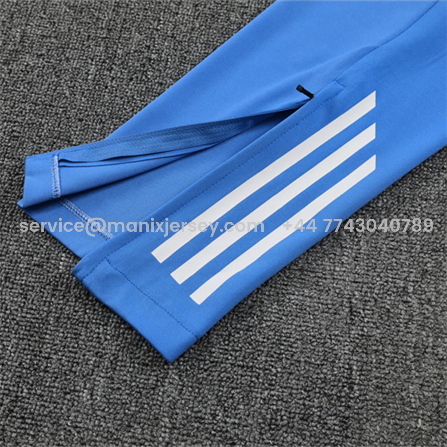 ManixJersey.com | Real Madrid 25-26 Kids Long Sleeve Training Set - White Top & Blue Pants -Customize Name, Number and Patch | Worldwide Shipping