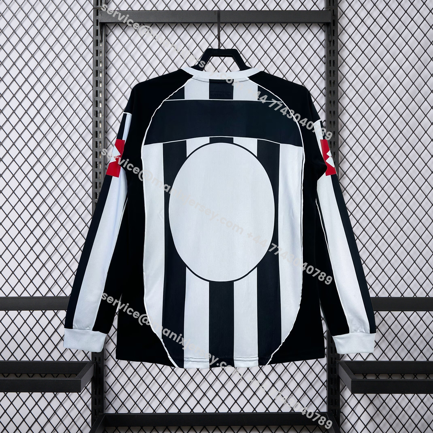 ManixJersey.com | Retro Juventus 2002-03 European Home Long Sleeves Jersey -Customize Name, Number and Patch | Worldwide Shipping