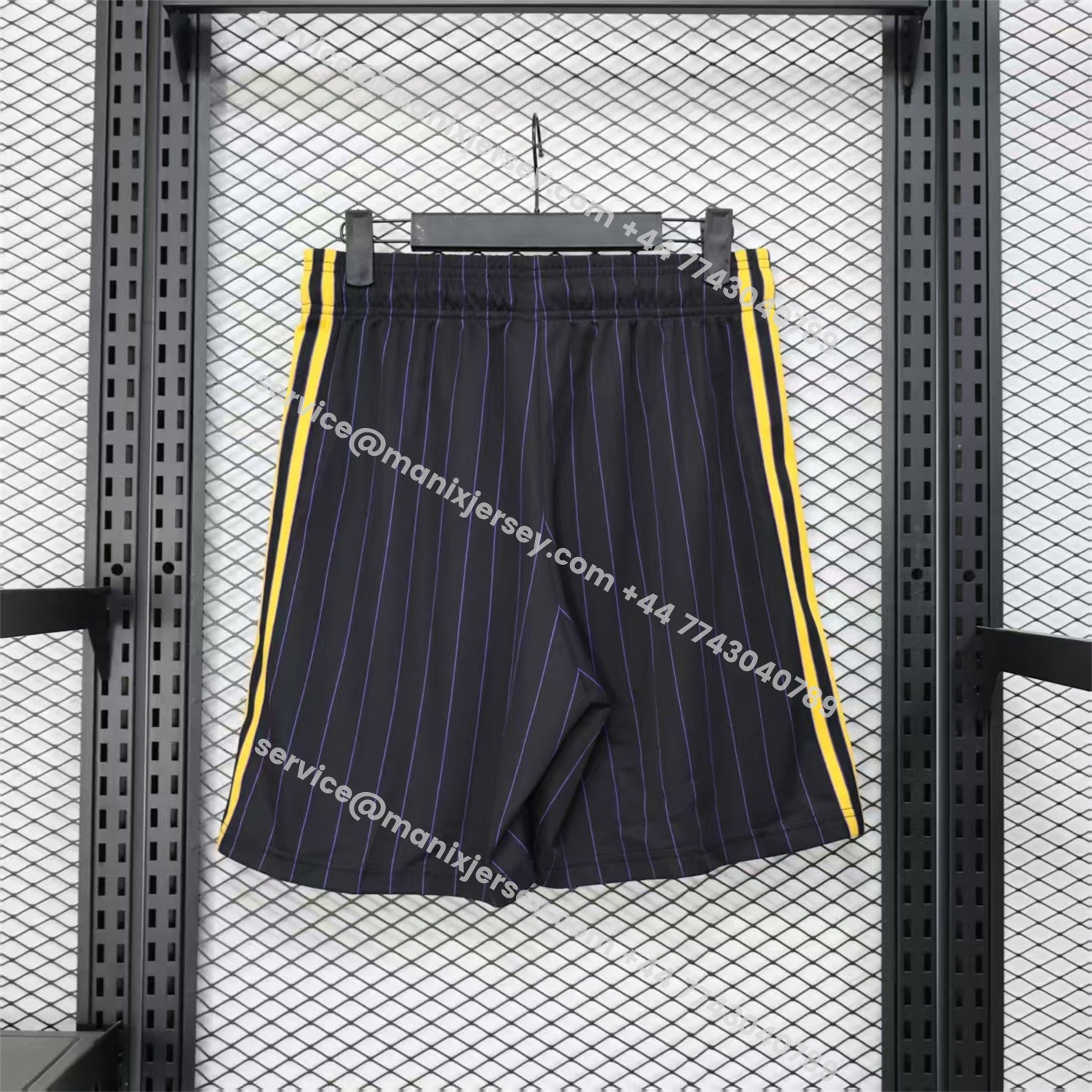 ManixJersey.com | Manchester United 25-26 Trefoil Black Travel Shorts - Player Version -Customize Name, Number and Patch | Worldwide Shipping