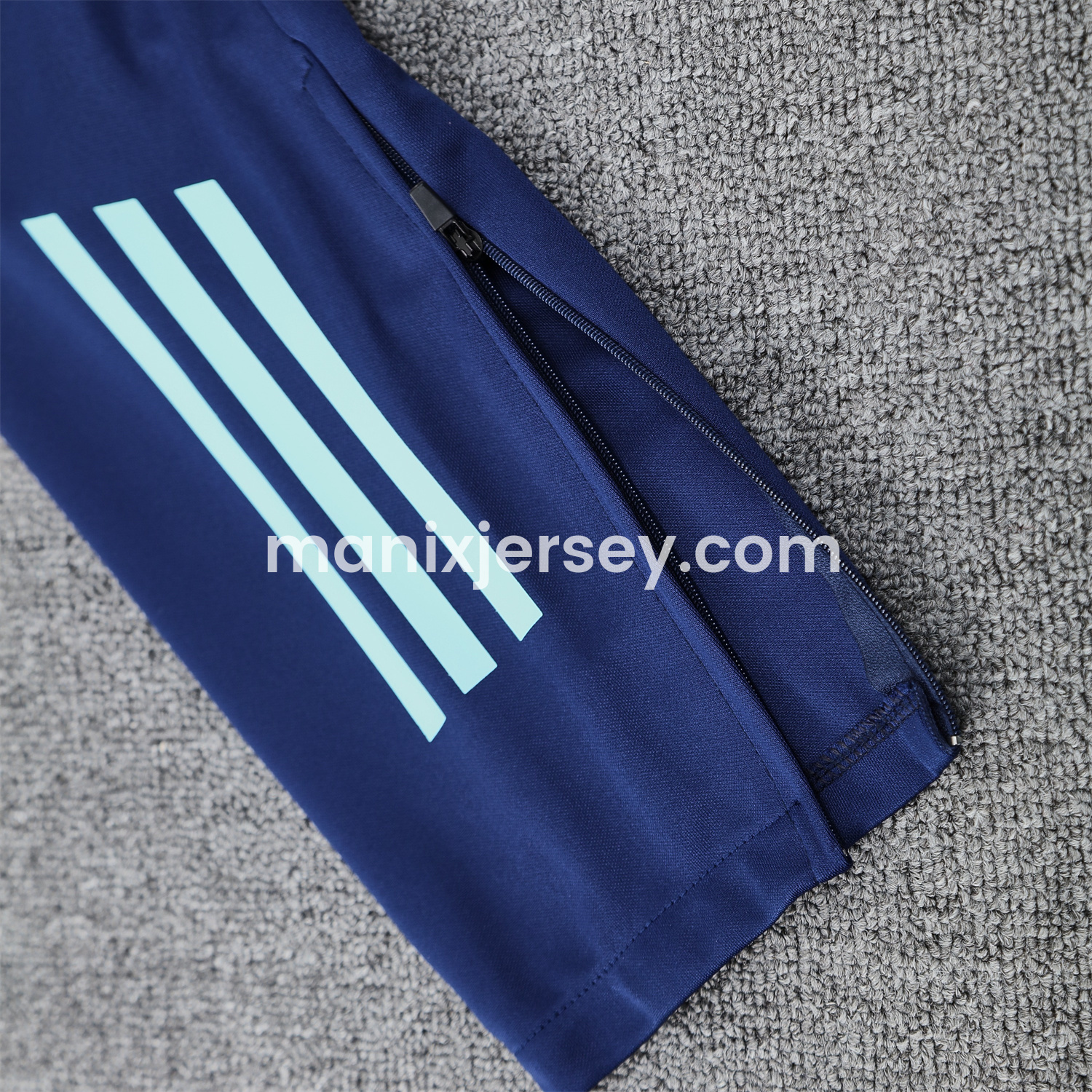 ManixJersey.com | Flamengo 25-26 Training Hoodie Set - Royal Blue Top and Pants -Customize Name, Number and Patch | Worldwide Shipping