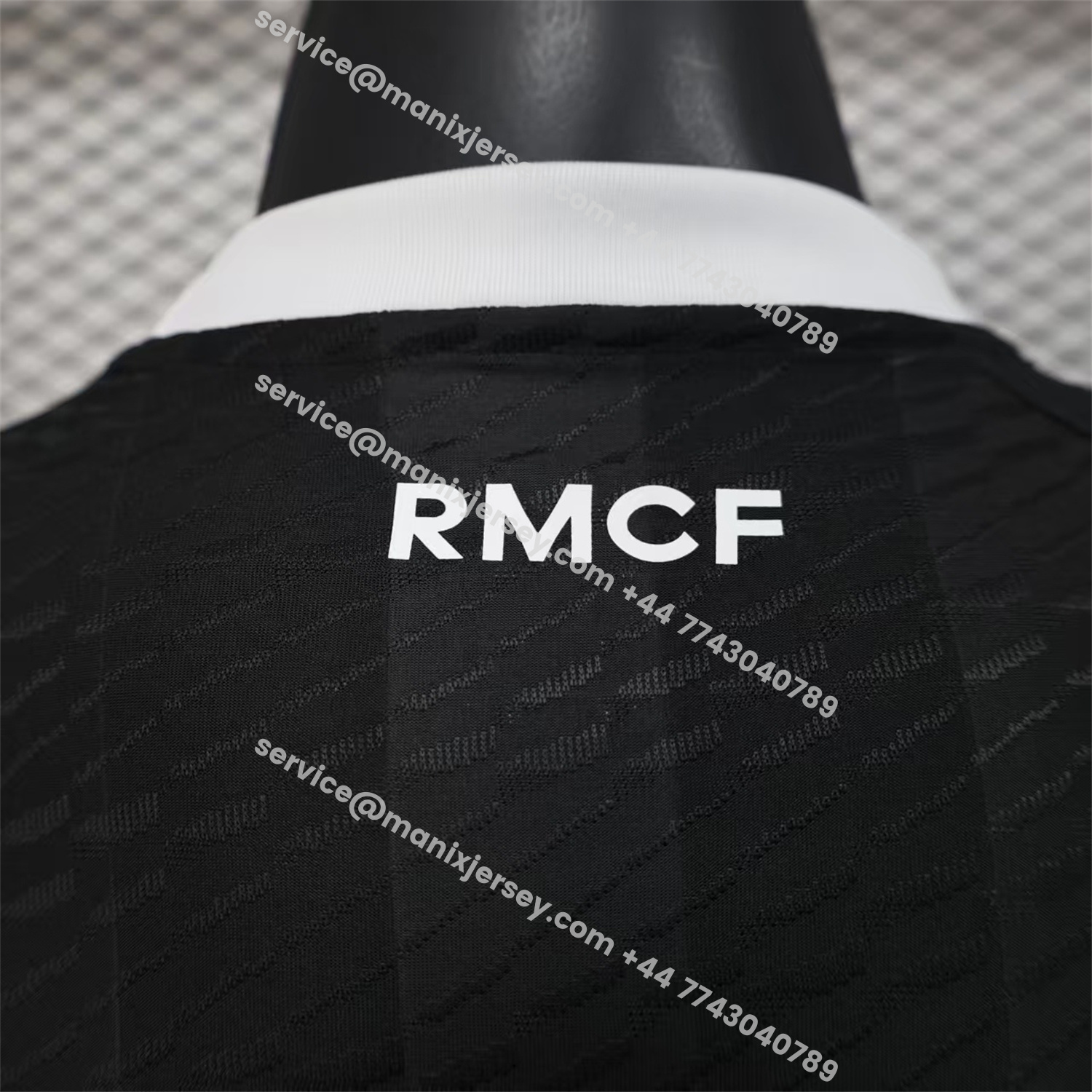ManixJersey.com | Real Madrid 25-26 Black Terrace Goalkeeper Jersey - Player Version -Customize Name, Number and Patch | Worldwide Shipping