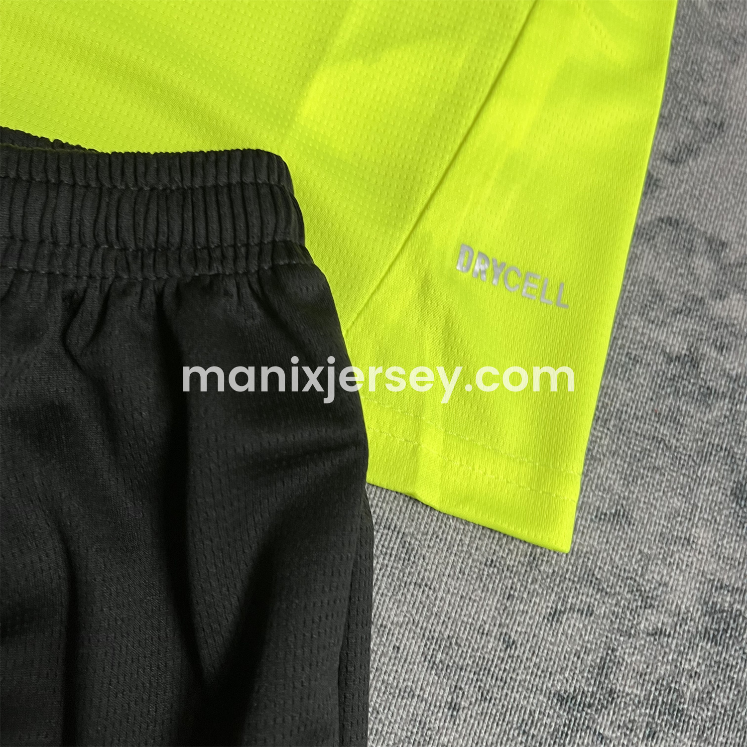 ManixJersey.com | Dortmund 24-25 Yellow Alert Special Edition Kids Kit with Black Shorts -Customize Name, Number and Patch | Worldwide Shipping