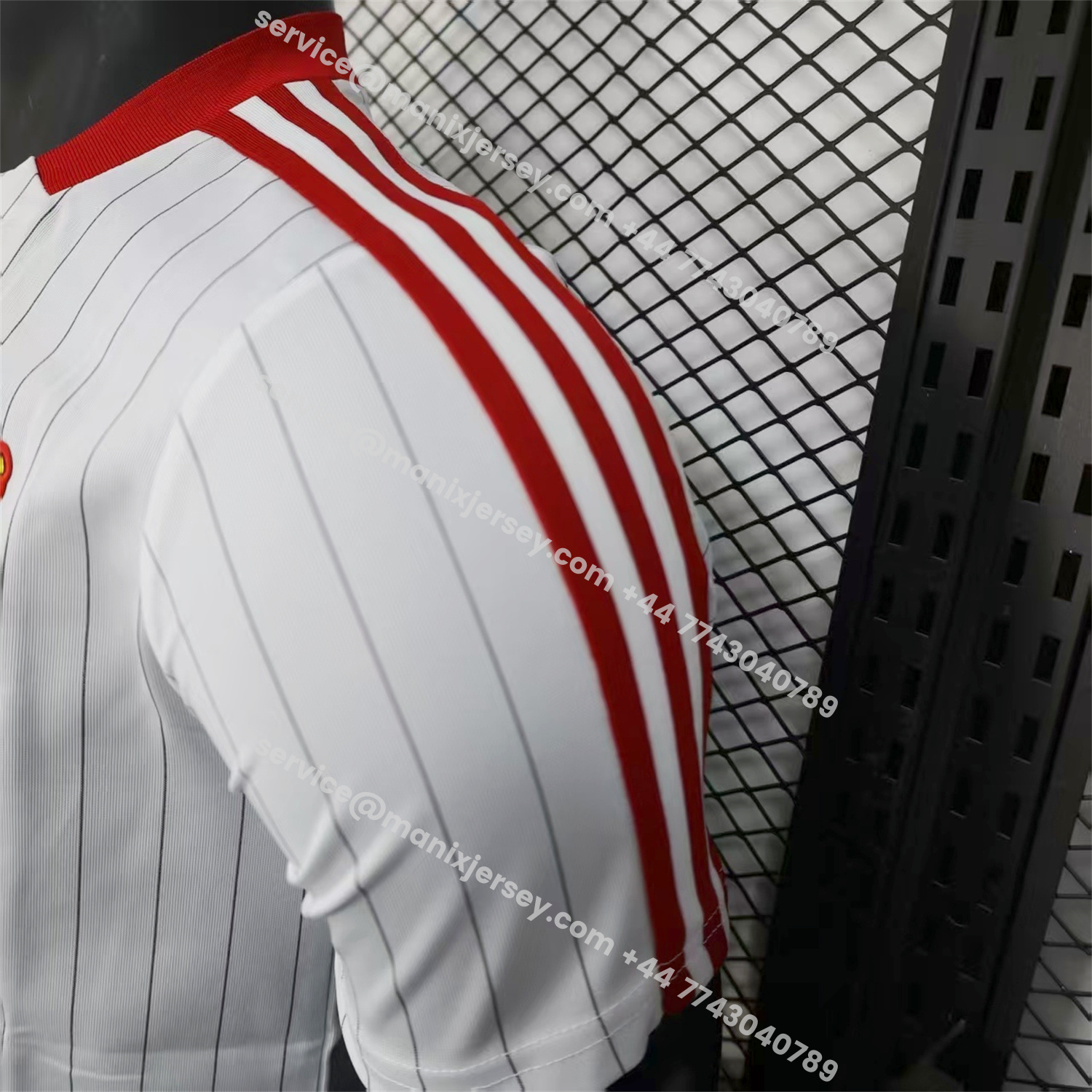 ManixJersey.com | Manchester United 25-26 Icon Travel Special Red Jersey - Player Version -Customize Name, Number and Patch | Worldwide Shipping