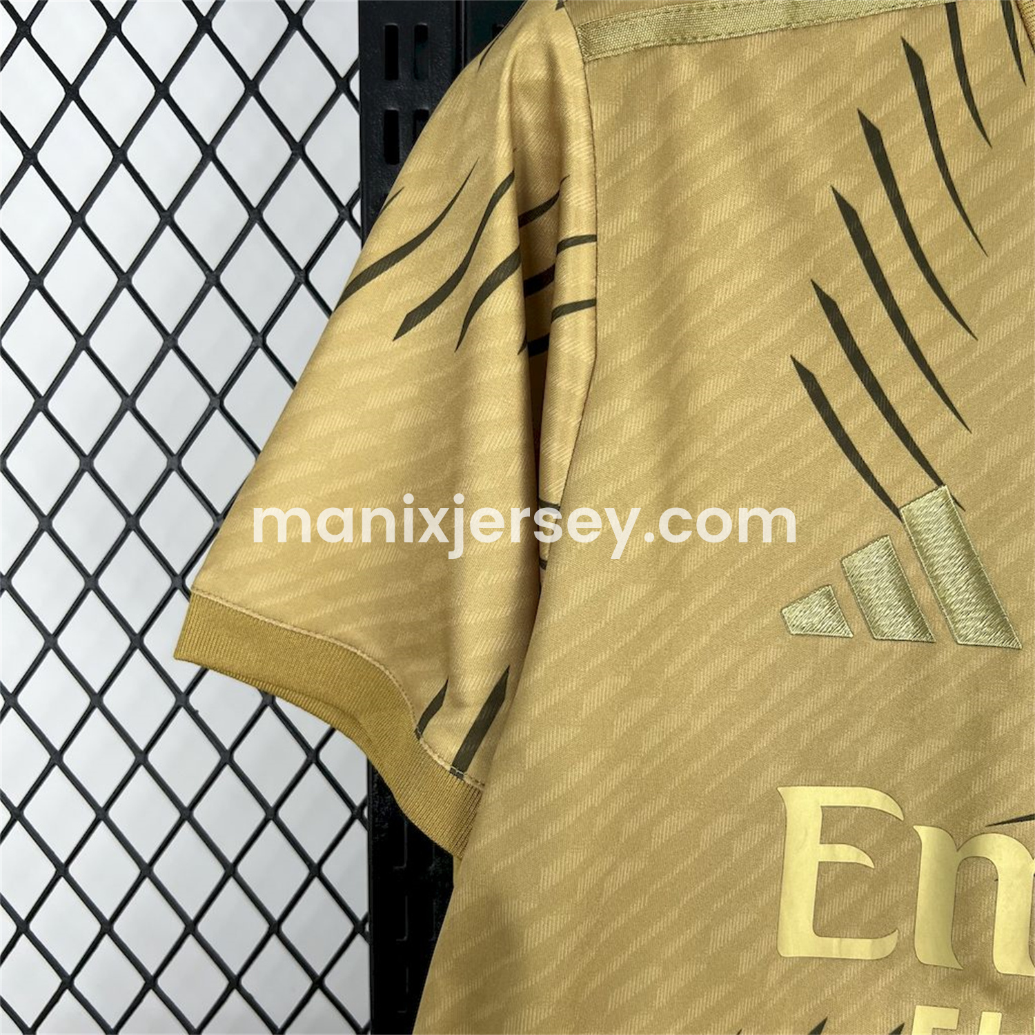 ManixJersey.com | Real Madrid 25-26 Gold Swirl Training Jersey - Fans Version -Customize Name, Number and Patch | Worldwide Shipping