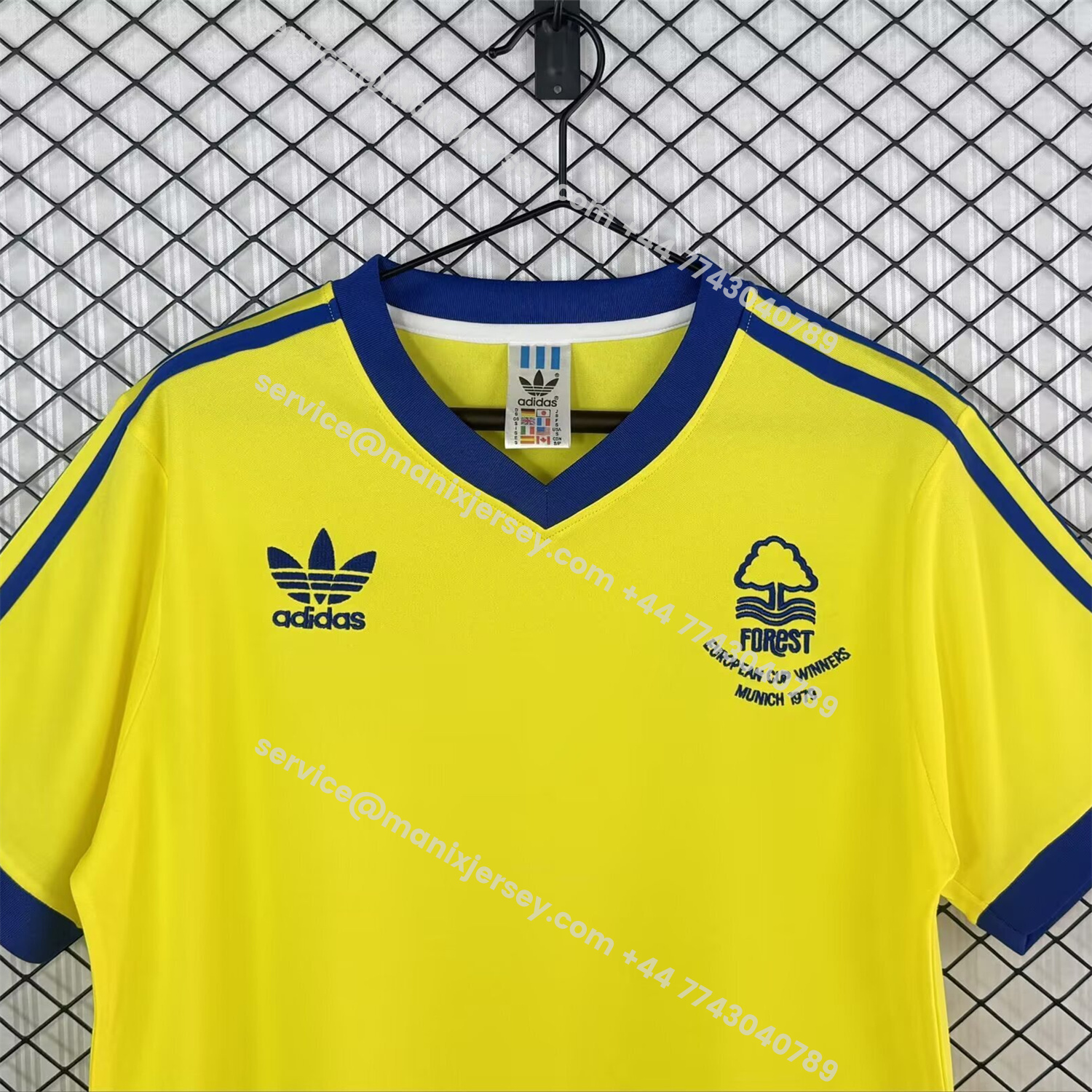 ManixJersey.com | Retro Nottingham Forest 1977-80 Away Jersey -Customize Name, Number and Patch | Worldwide Shipping