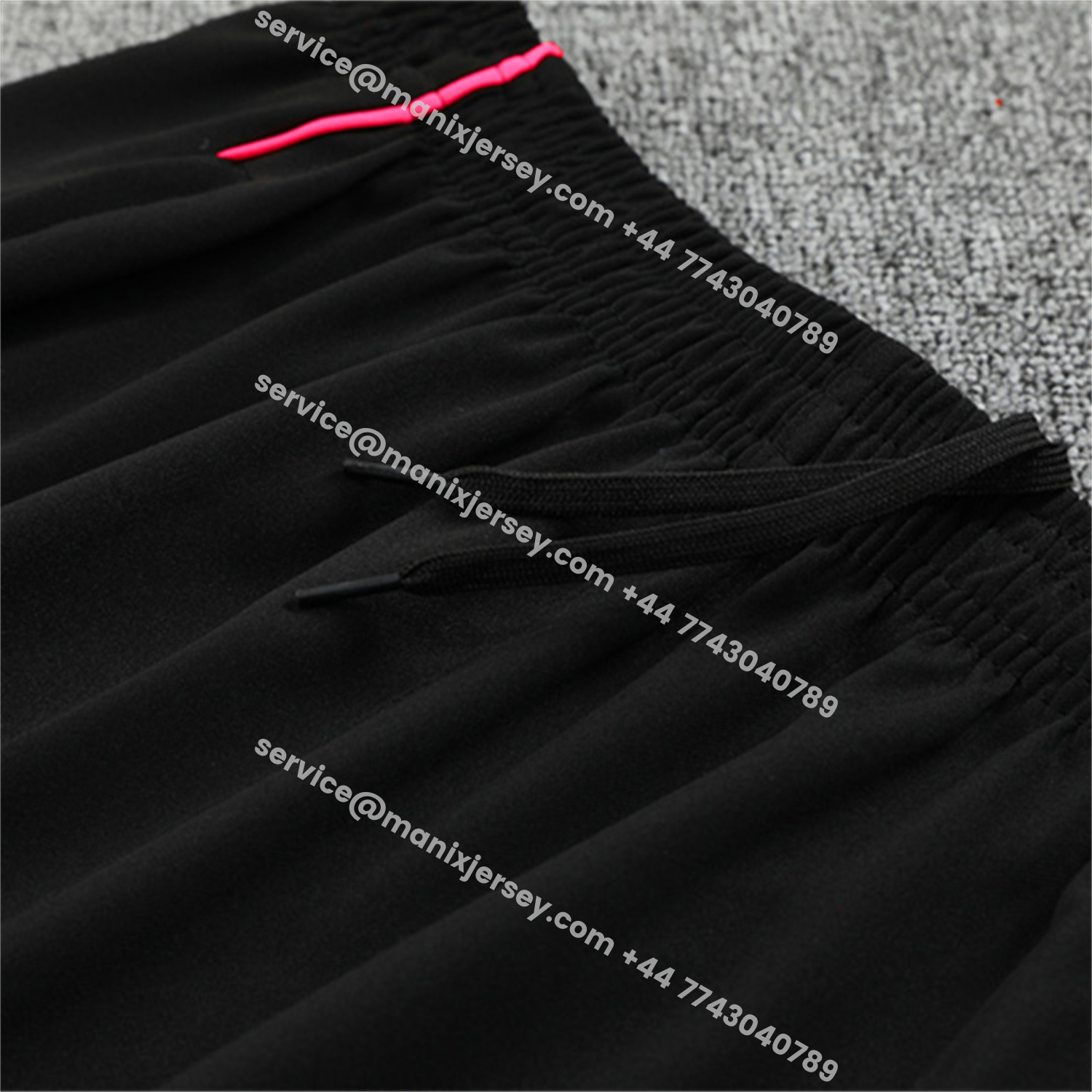 ManixJersey.com | Arsenal 25-26 Long Sleeve Training Set - Pink Logo Black Top & Black Pants -Customize Name, Number and Patch | Worldwide Shipping