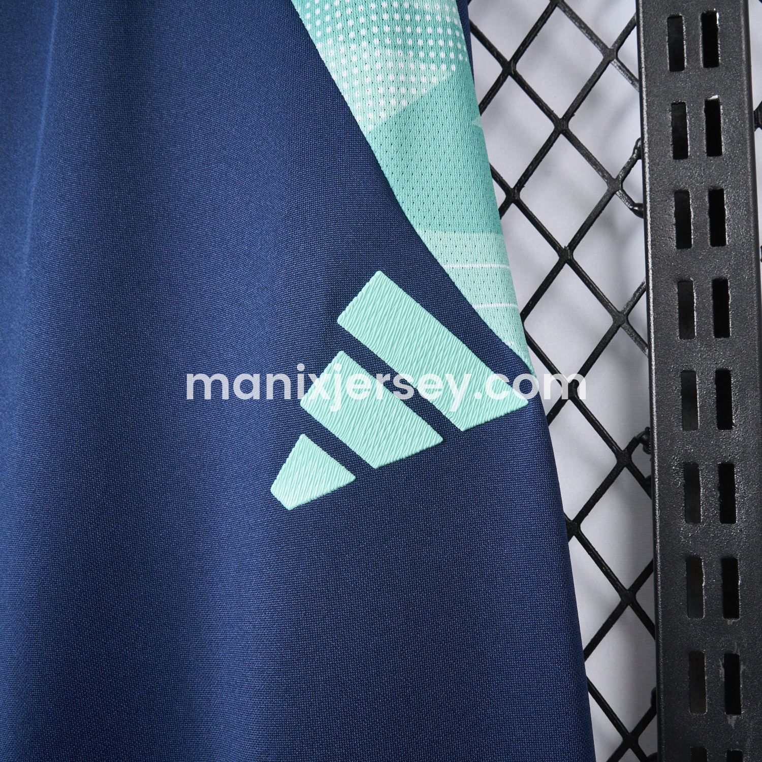 ManixJersey.com | Arsenal 24-25 Navy Blue Training Pants - Player Version -Customize Name, Number and Patch | Worldwide Shipping