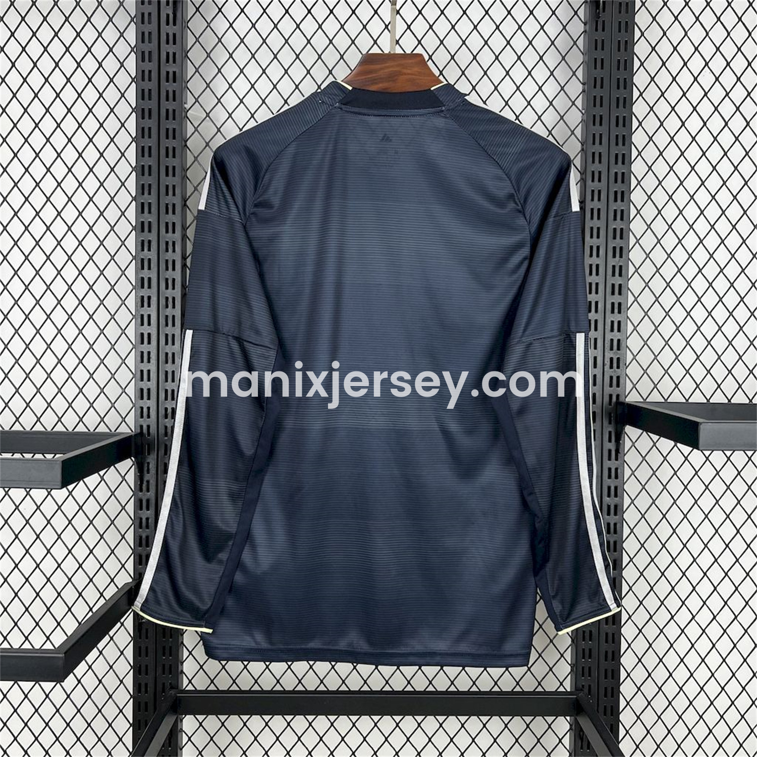 ManixJersey.com | Real Madrid 25-26 Away Long Sleeves Jersey - Fans Version -Customize Name, Number and Patch | Worldwide Shipping