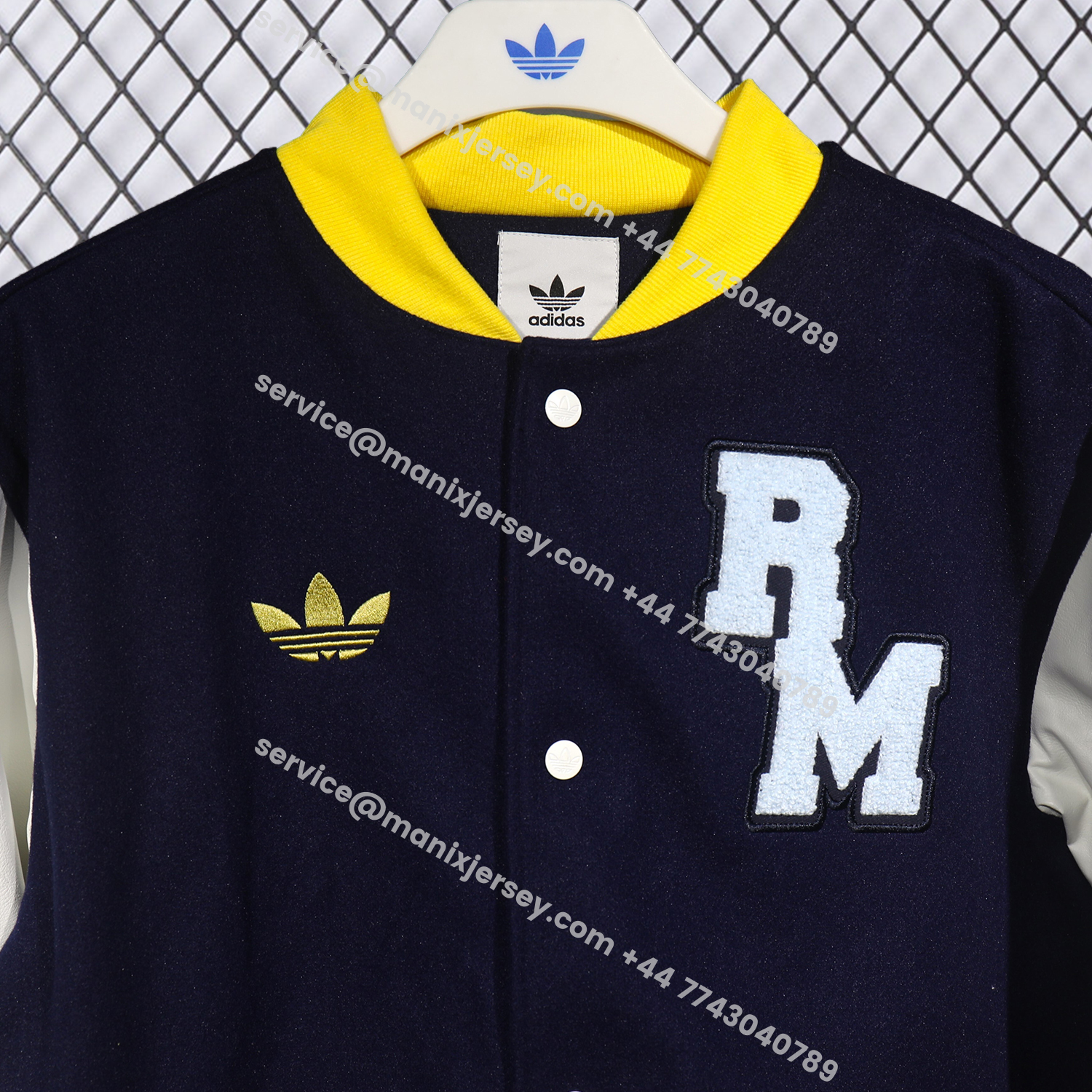 ManixJersey.com | Real Madrid 25-26 Warm Windbreaker Jacket - Dark Blue And White -Customize Name, Number and Patch | Worldwide Shipping