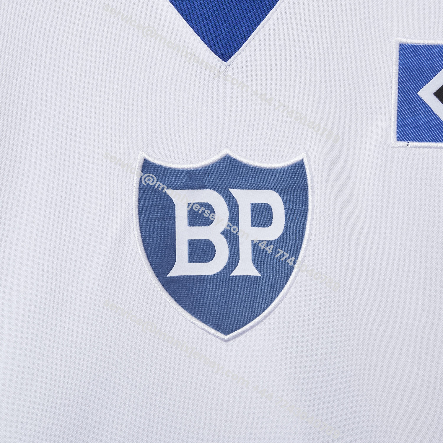 ManixJersey.com | Retro Hamburger SV 1979 Home White Jersey -Customize Name, Number and Patch | Worldwide Shipping