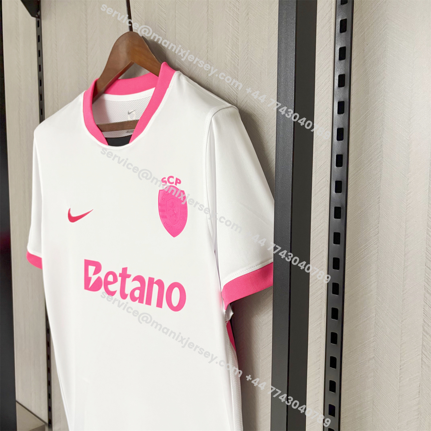 ManixJersey.com | Sporting CP 25-26 Pink And White Special Jersey - Fans Version -Customize Name, Number and Patch | Worldwide Shipping