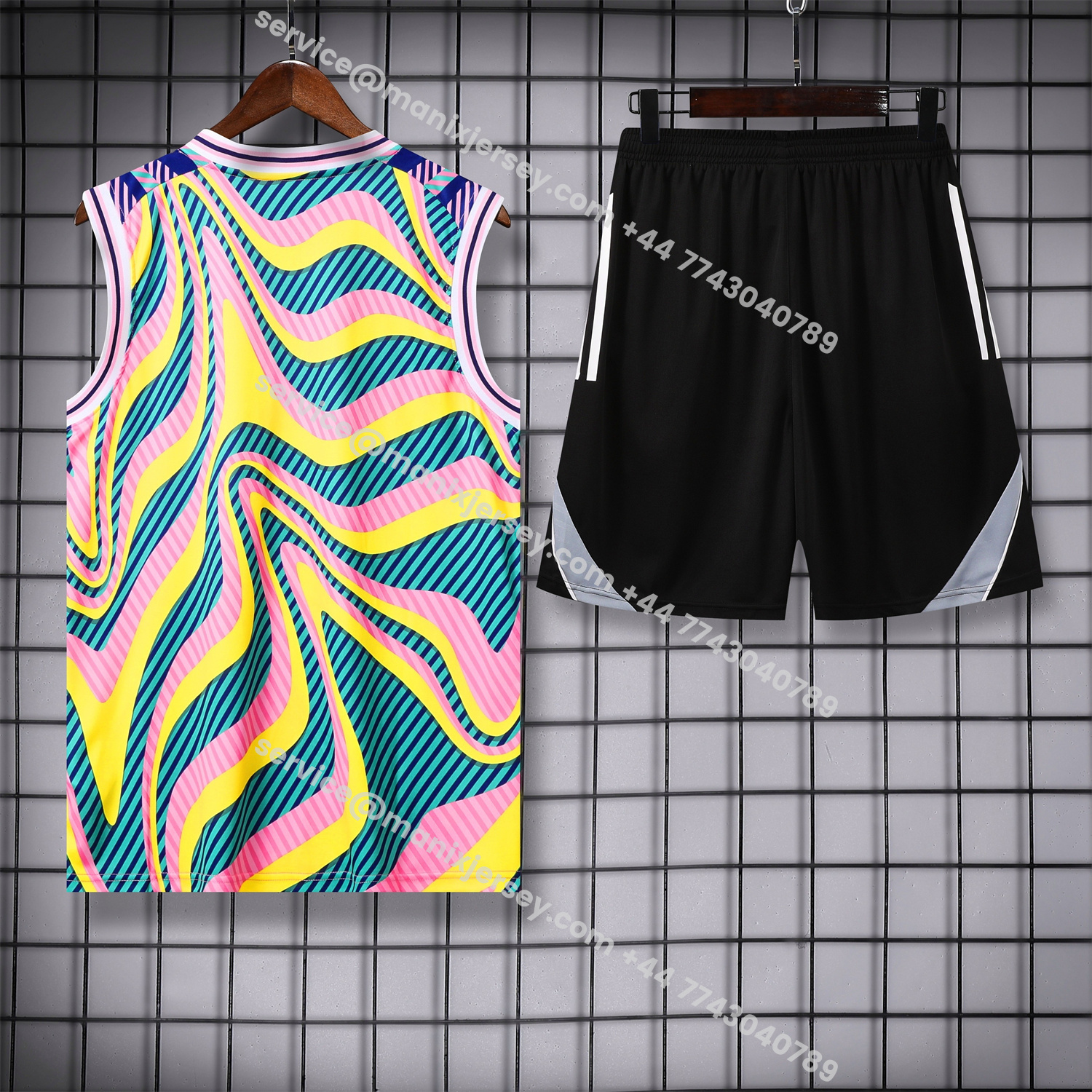 ManixJersey.com | Real Madrid 25-26 Vest Training Set - Colorful Vest & Black Shorts -Customize Name, Number and Patch | Worldwide Shipping