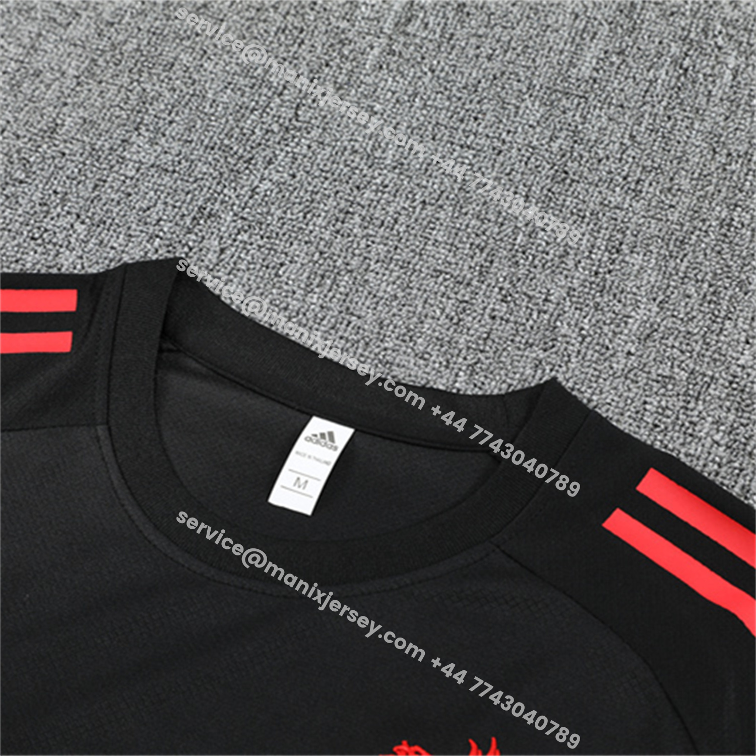 ManixJersey.com | Liver.pool 25-26 Short-Sleeve Training Set - Black Top & Black Shorts -Customize Name, Number and Patch | Worldwide Shipping