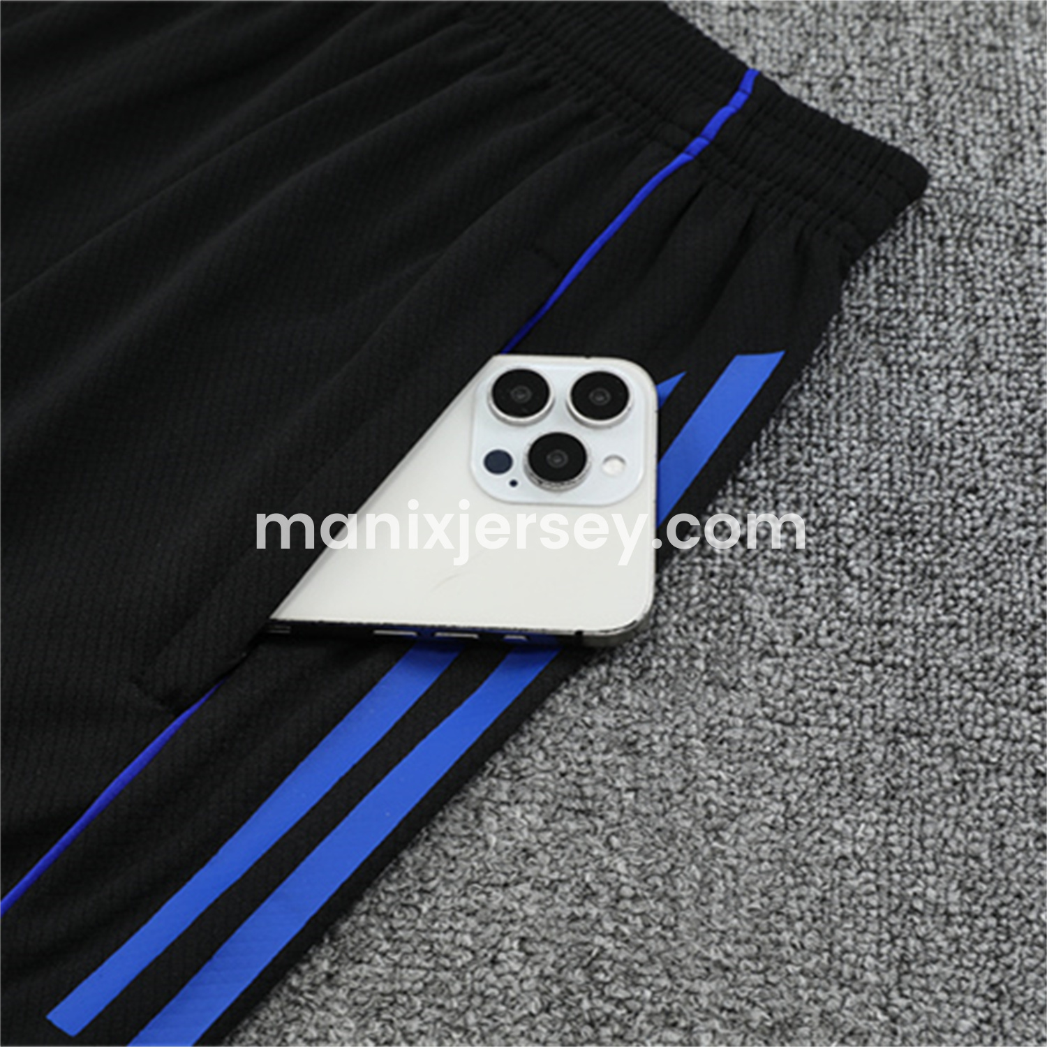 ManixJersey.com | Real Madrid 25-26 Short-Sleeve Training Set - CamouflageTop & Black Shorts -Customize Name, Number and Patch | Worldwide Shipping