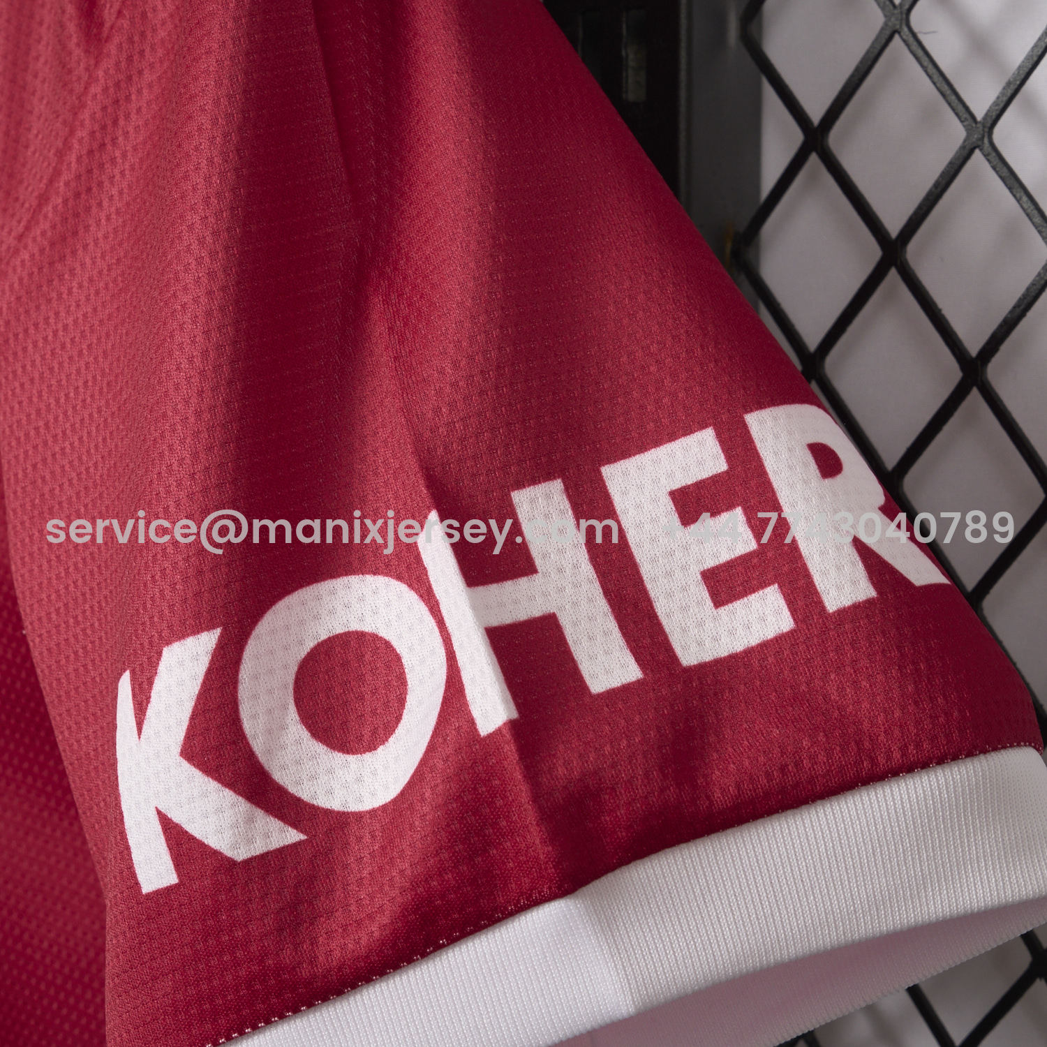 ManixJersey.com | Retro Manchester United 21-22 Home Ronaldo Graffiti Edition Special Edition Jersey -Customize Name, Number and Patch | Worldwide Shipping