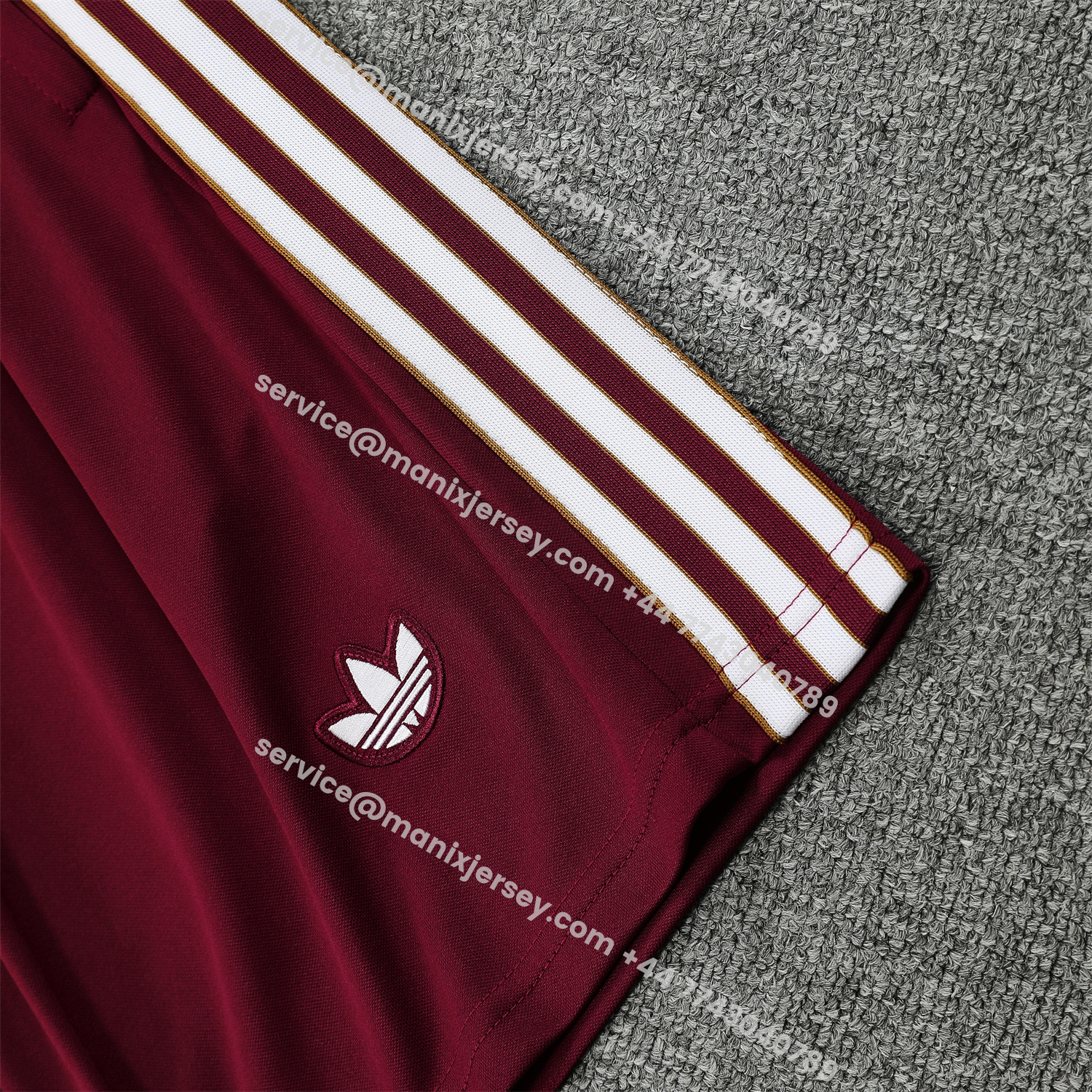 ManixJersey.com | Arsenal 25-26 Short-Sleeve Training Set- Red Top & Red Shorts -Customize Name, Number and Patch | Worldwide Shipping