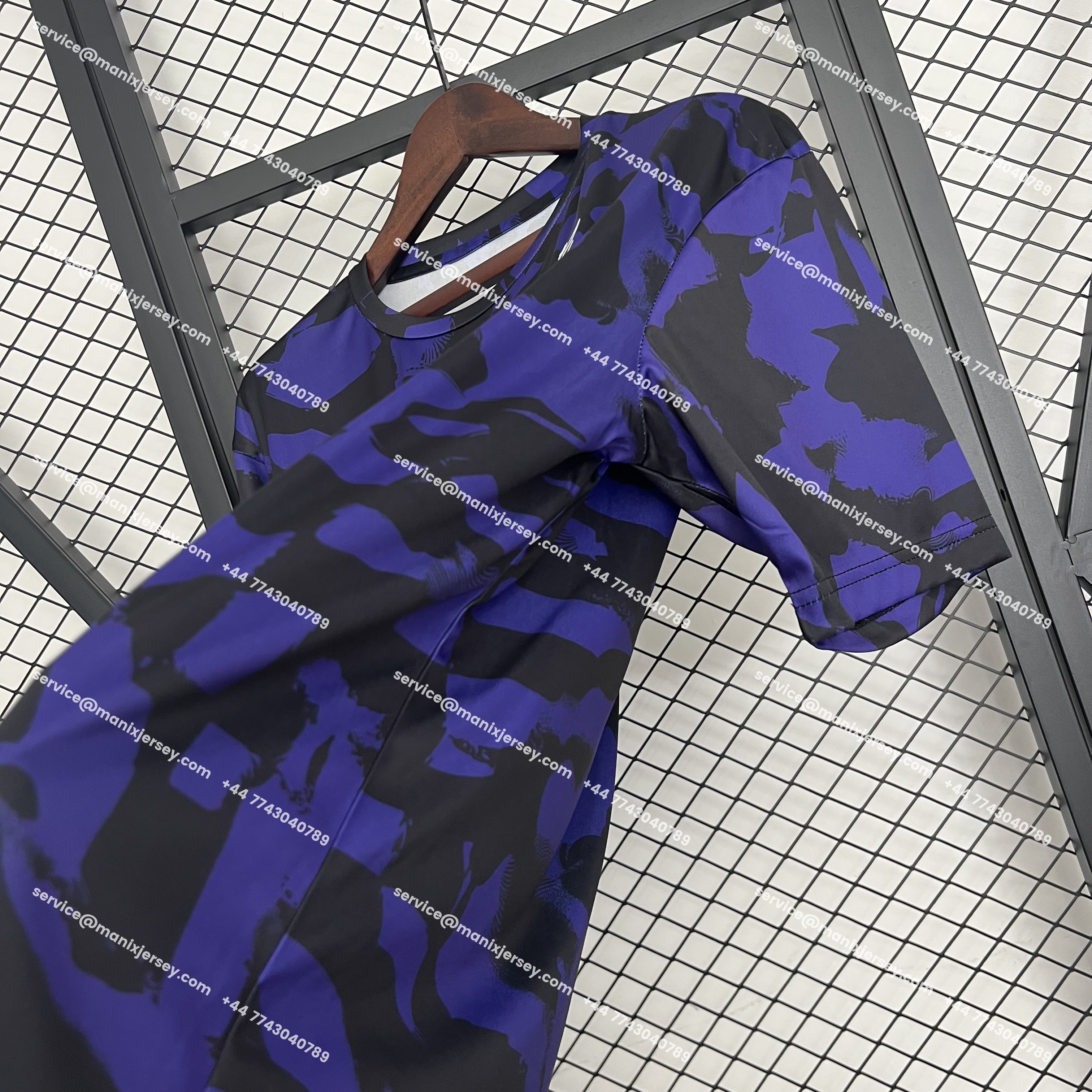 ManixJersey.com | Colo Colo 25-26 Purple Training Jersey - Fans Version -Customize Name, Number and Patch | Worldwide Shipping