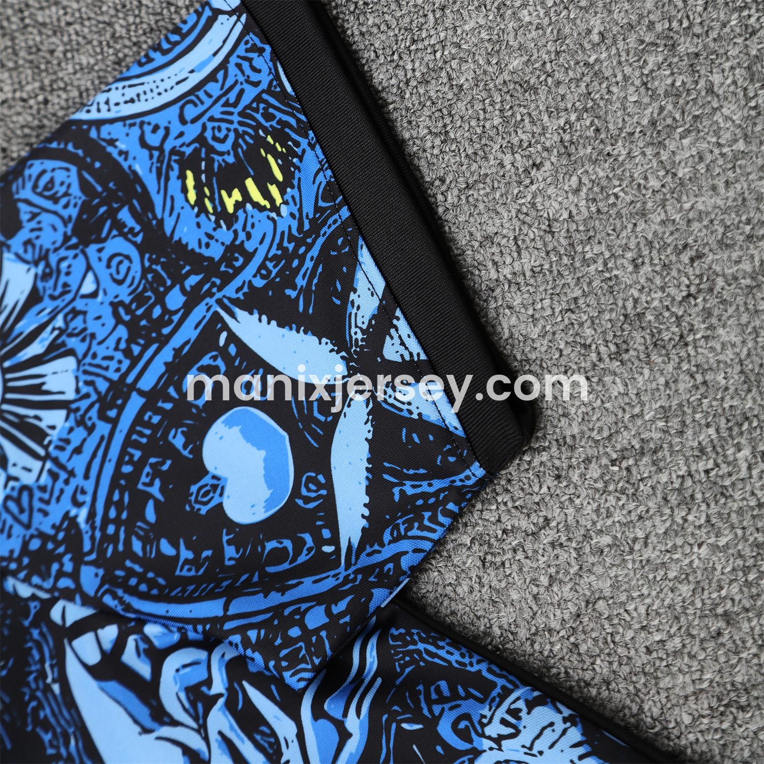 ManixJersey.com | Brazil 25-26 Blue Jesus Statue Short-Sleeve Training Set - Blue Top & Black Shorts -Customize Name, Number and Patch | Worldwide Shipping
