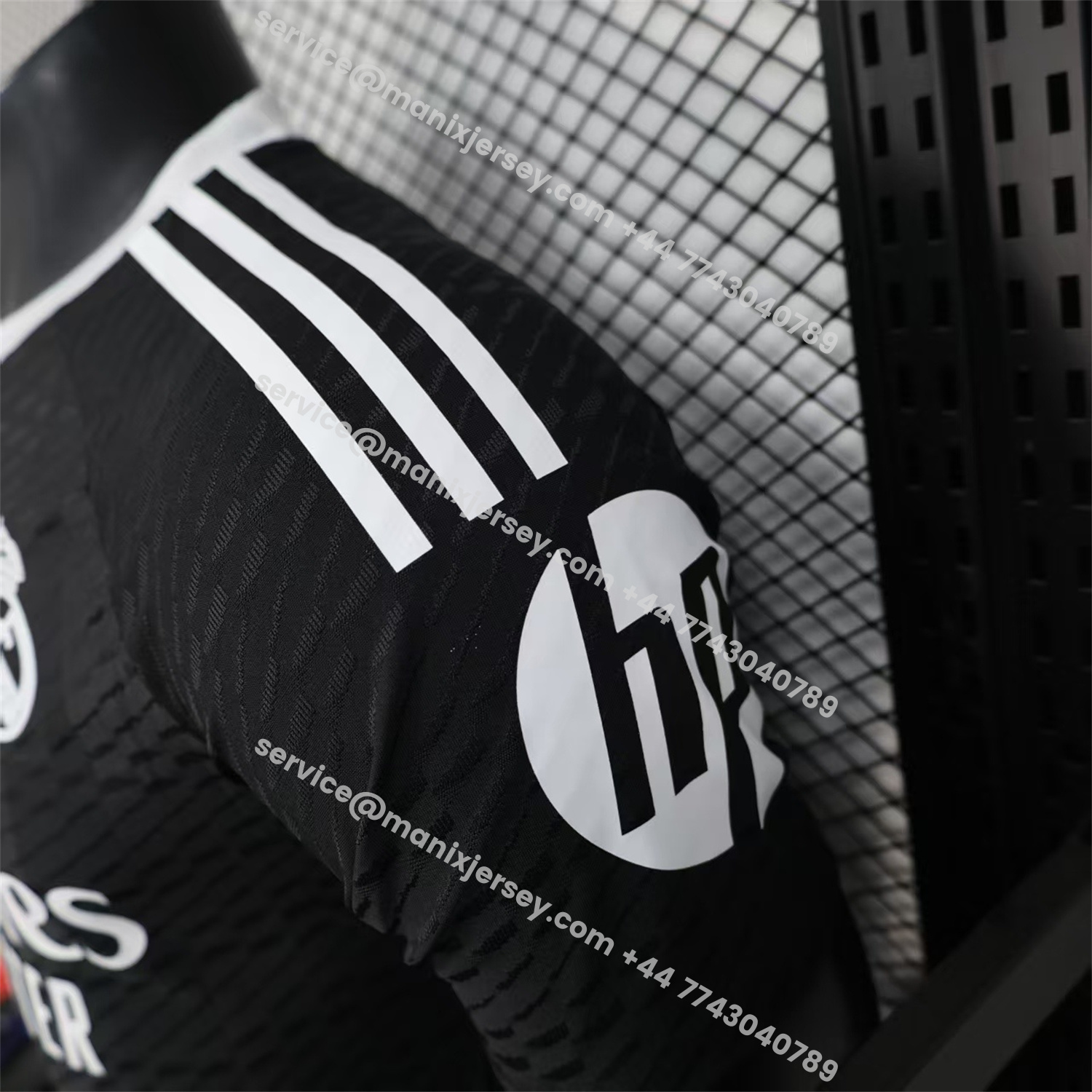 ManixJersey.com | Real Madrid 25-26 Black Terrace Goalkeeper Jersey - Player Version -Customize Name, Number and Patch | Worldwide Shipping