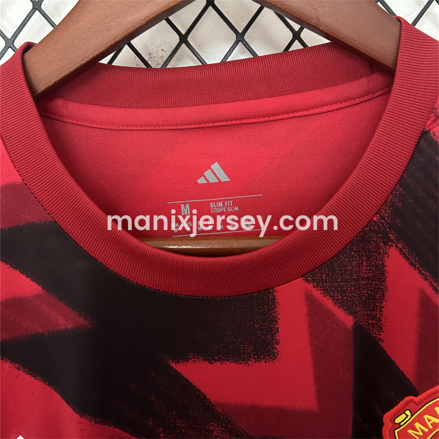 ManixJersey.com | Manchester United 25-26 Red Pre-match Training Jersey - Fans Version -Customize Name, Number and Patch | Worldwide Shipping