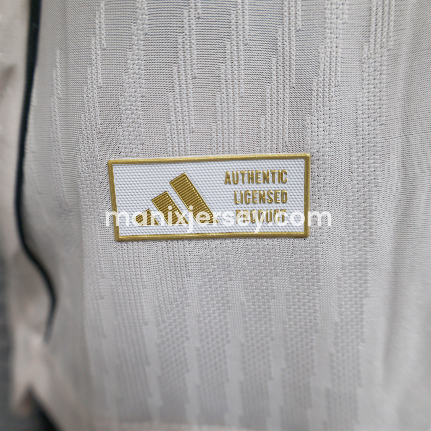 ManixJersey.com | Real Madrid 25-26 Beige Training Jersey - Player Version -Customize Name, Number and Patch | Worldwide Shipping