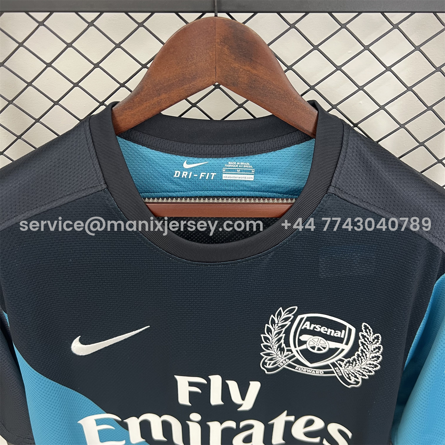 ManixJersey.com | Retro Arsenal 2011-12 Away Jersey -Customize Name, Number and Patch | Worldwide Shipping
