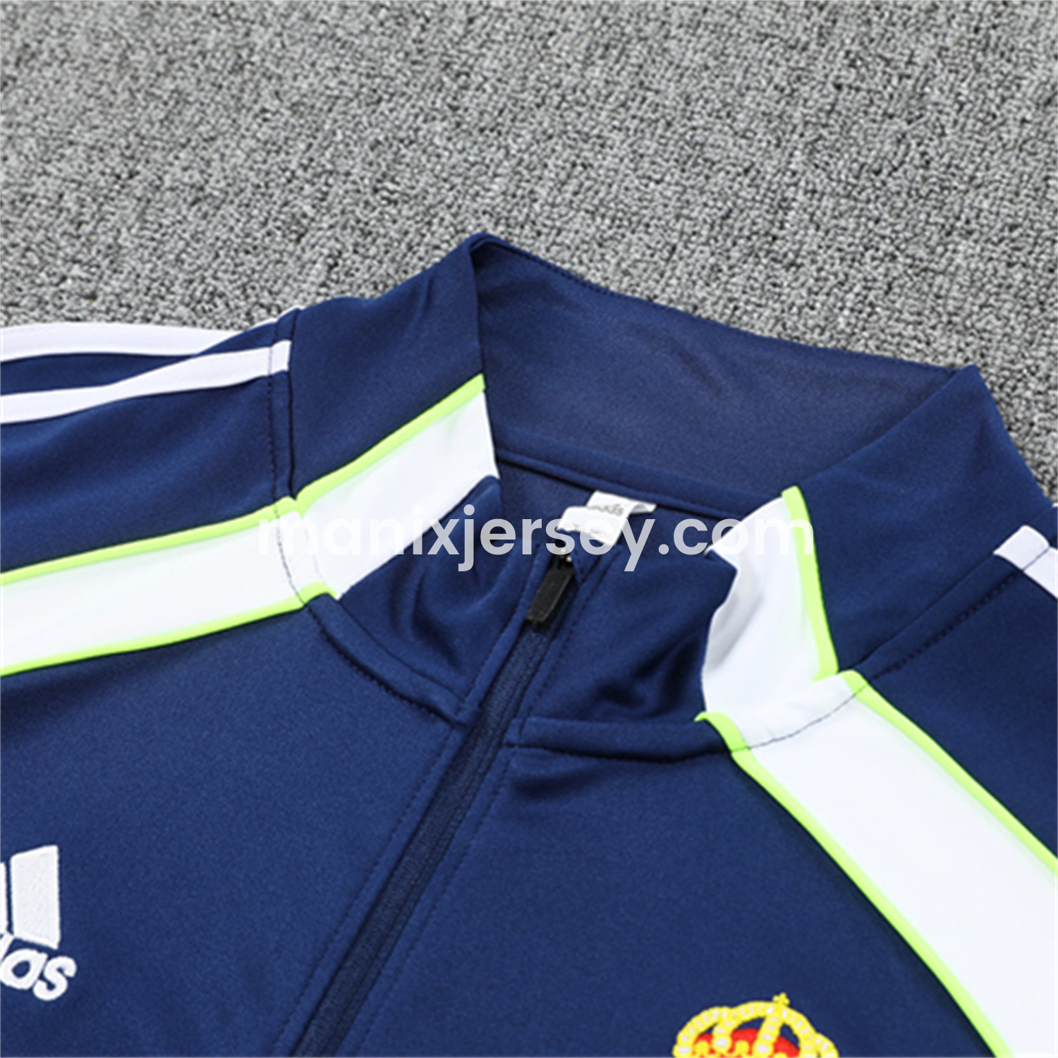 ManixJersey.com | Real Madrid 25-26 Long Sleeve Training Set - Throwback Royal Blue Top and Pants -Customize Name, Number and Patch | Worldwide Shipping